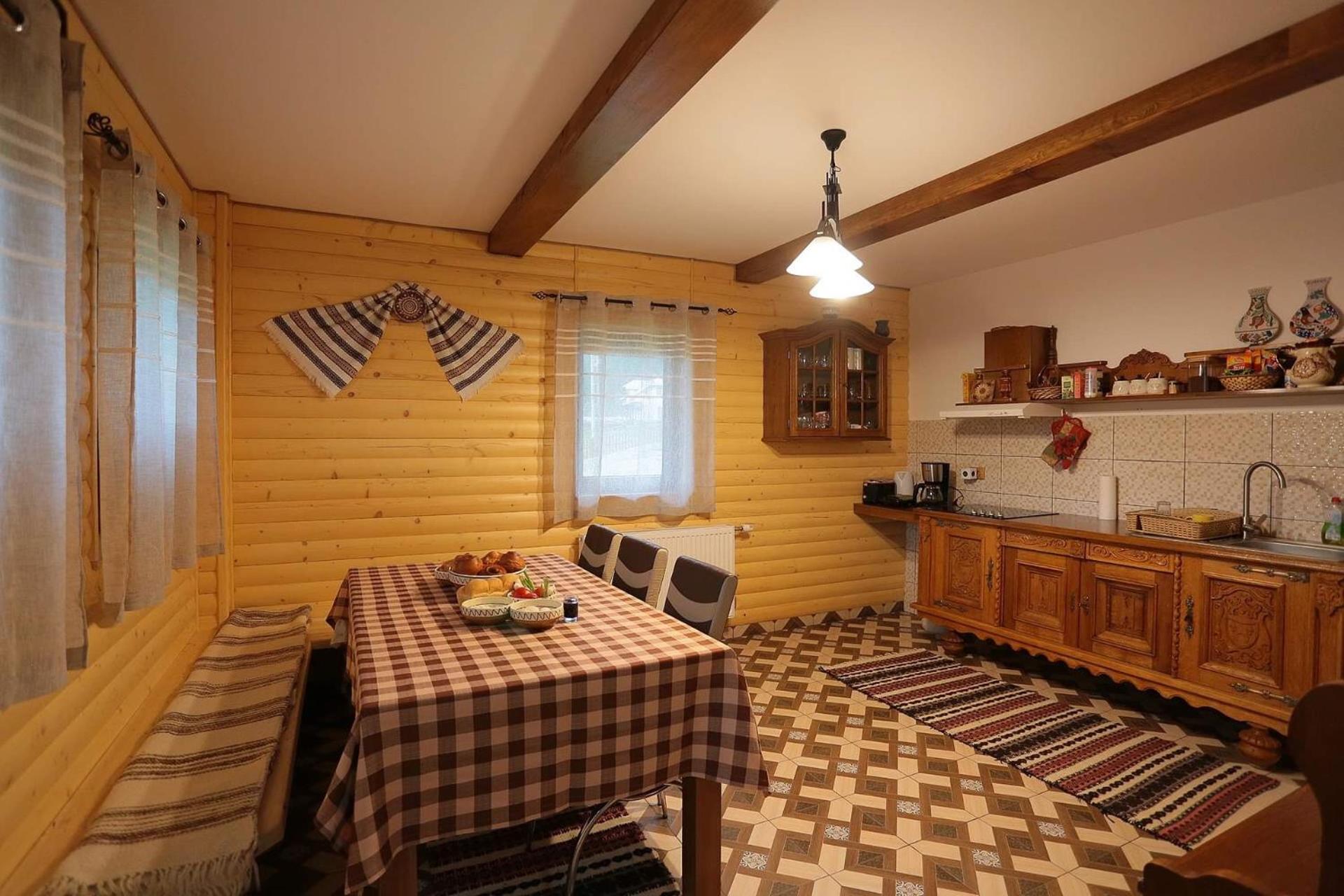 Four-Bedroom House photo 3