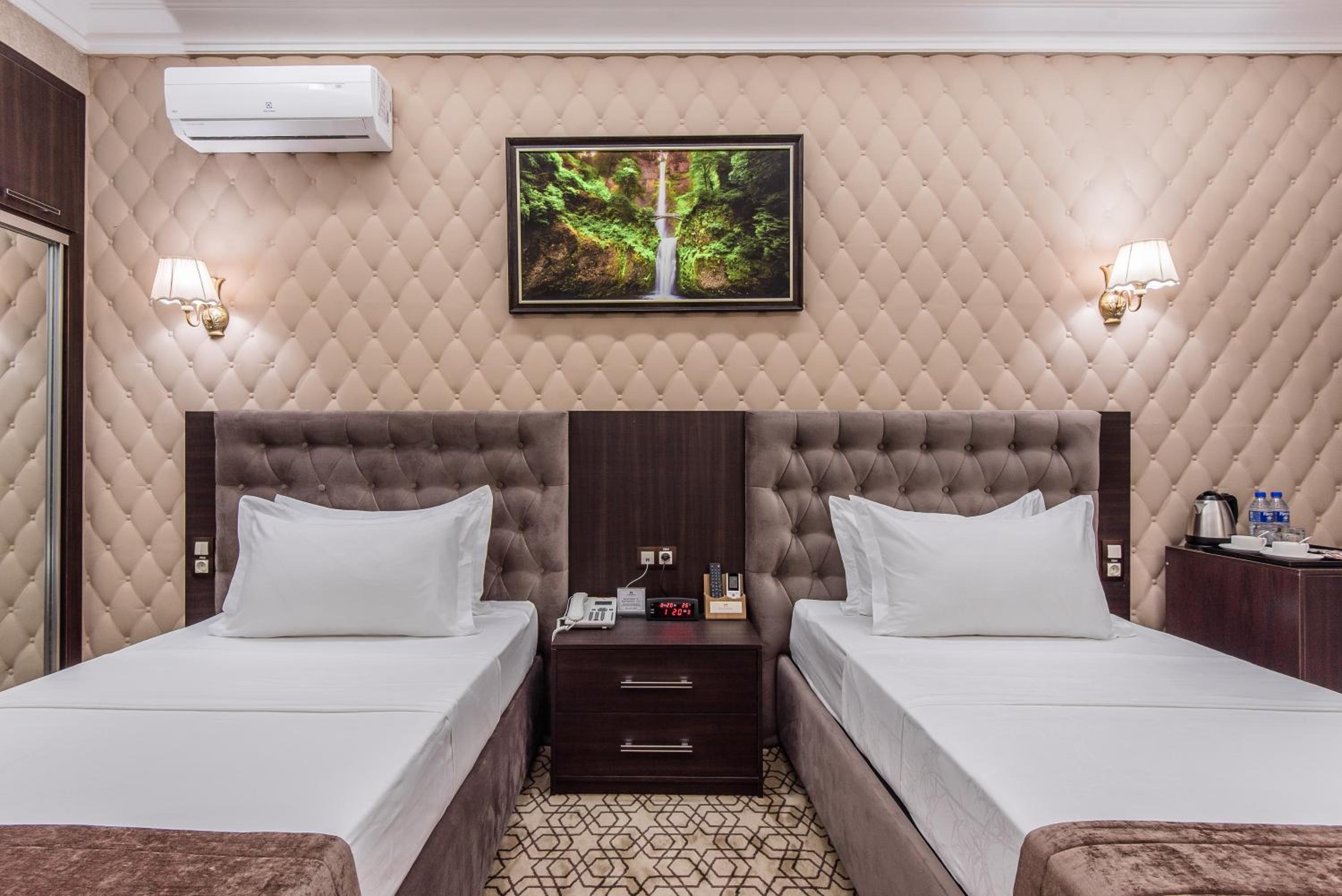 Standard Twin Room - Photo 5
