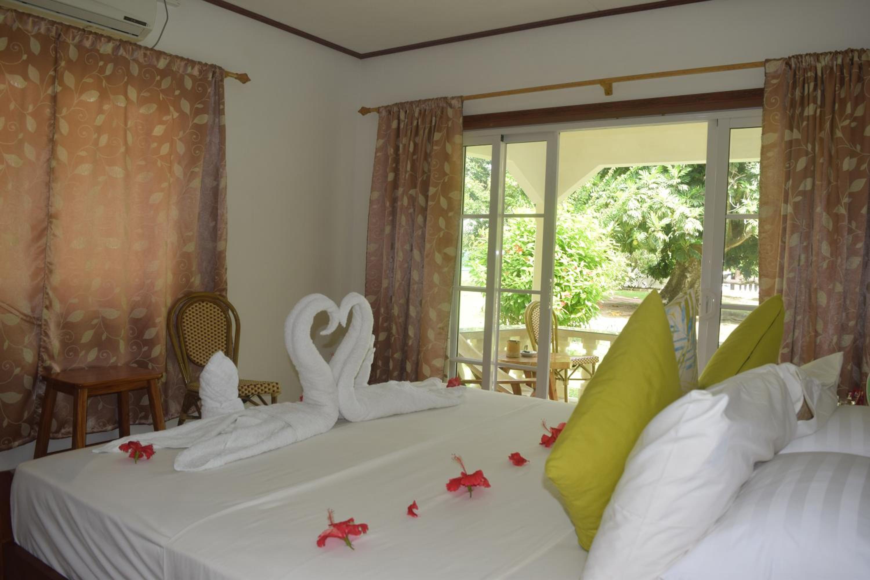 One-Bedroom Chalet photo 2