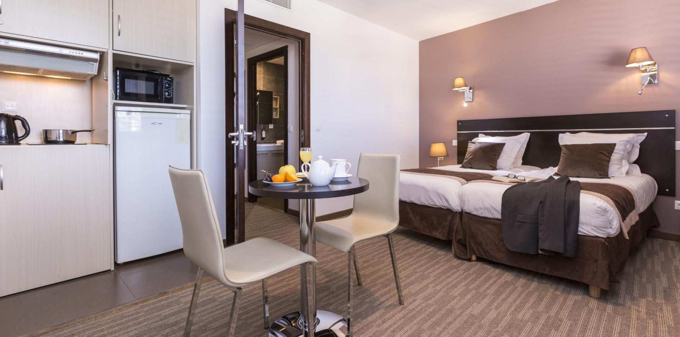 Standard Studio (2 Adults)