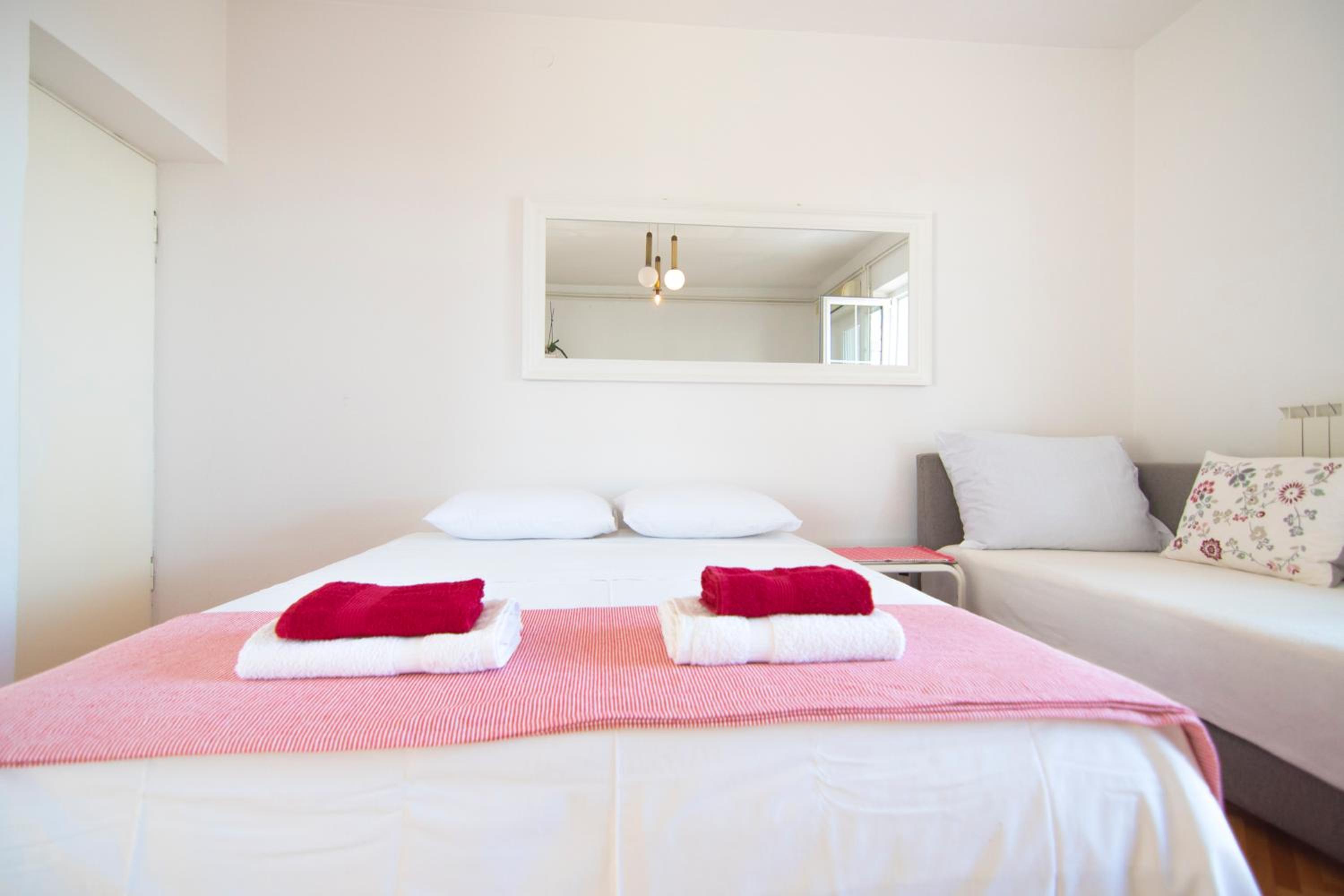 Studio Apartment photo 1