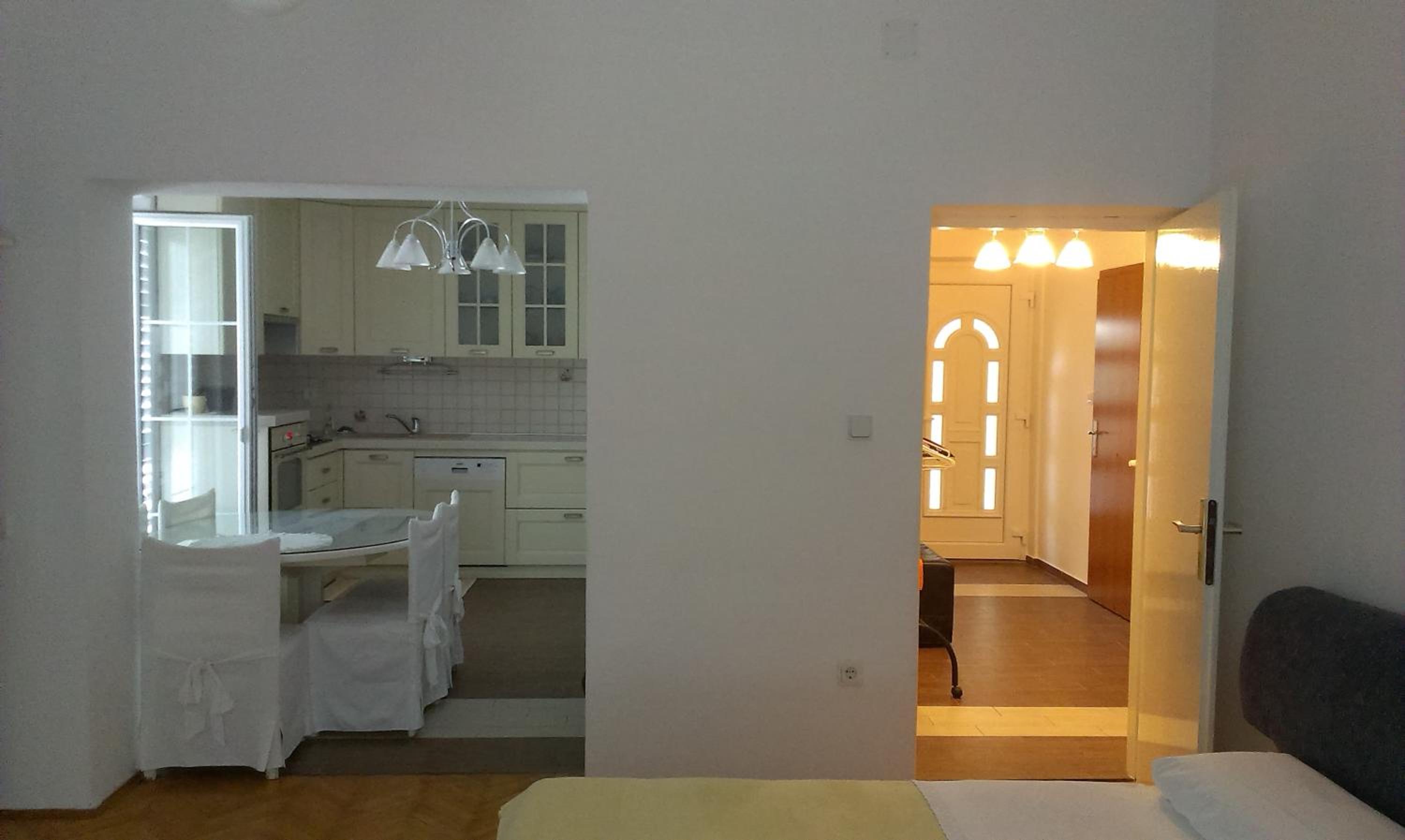 Studio Apartment photo 3