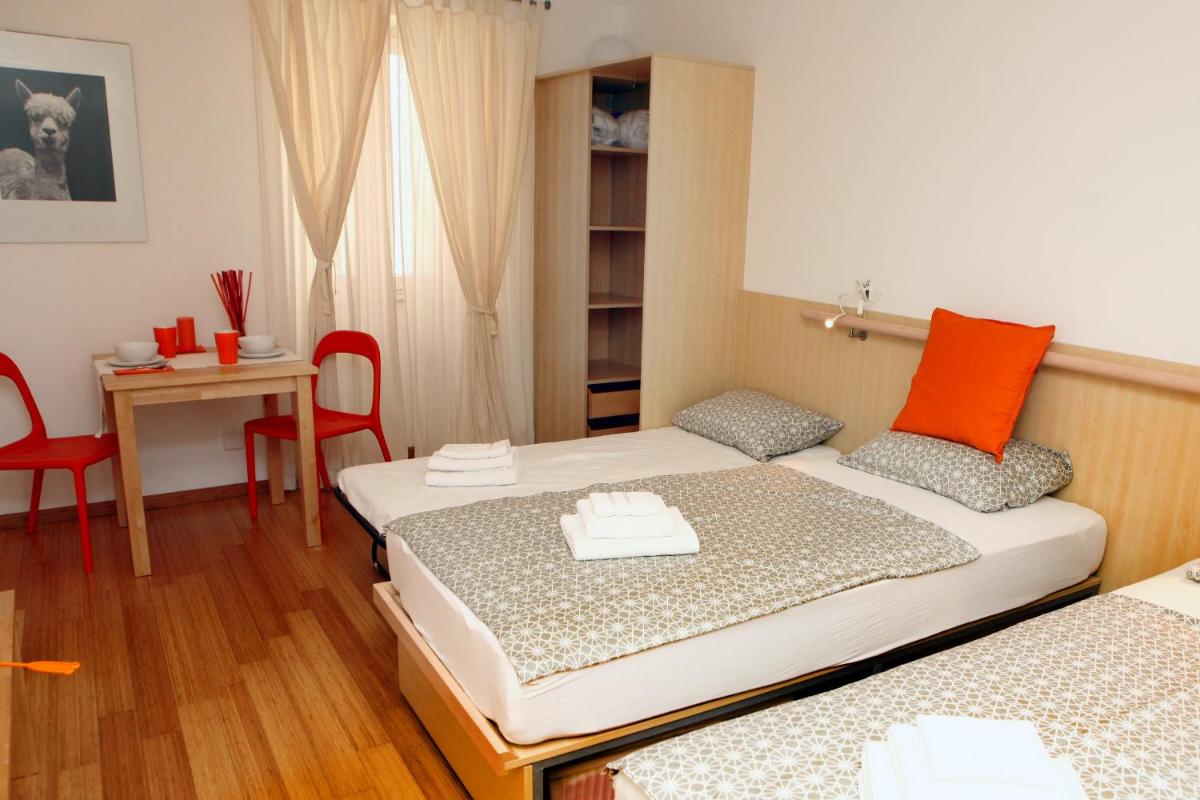 Studio Apartment - Photo 7
