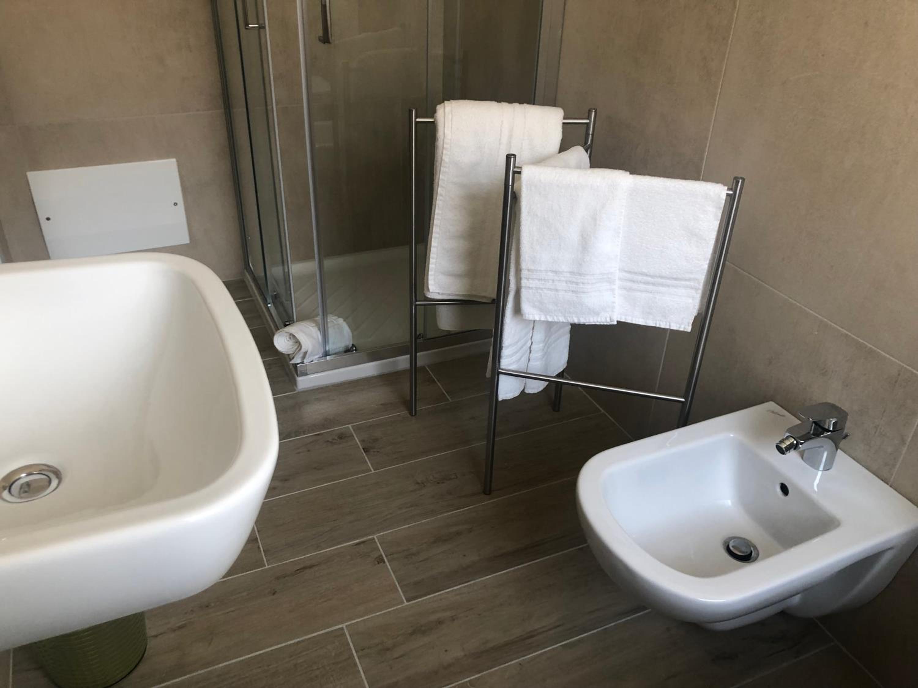 Basic Triple Room photo 2