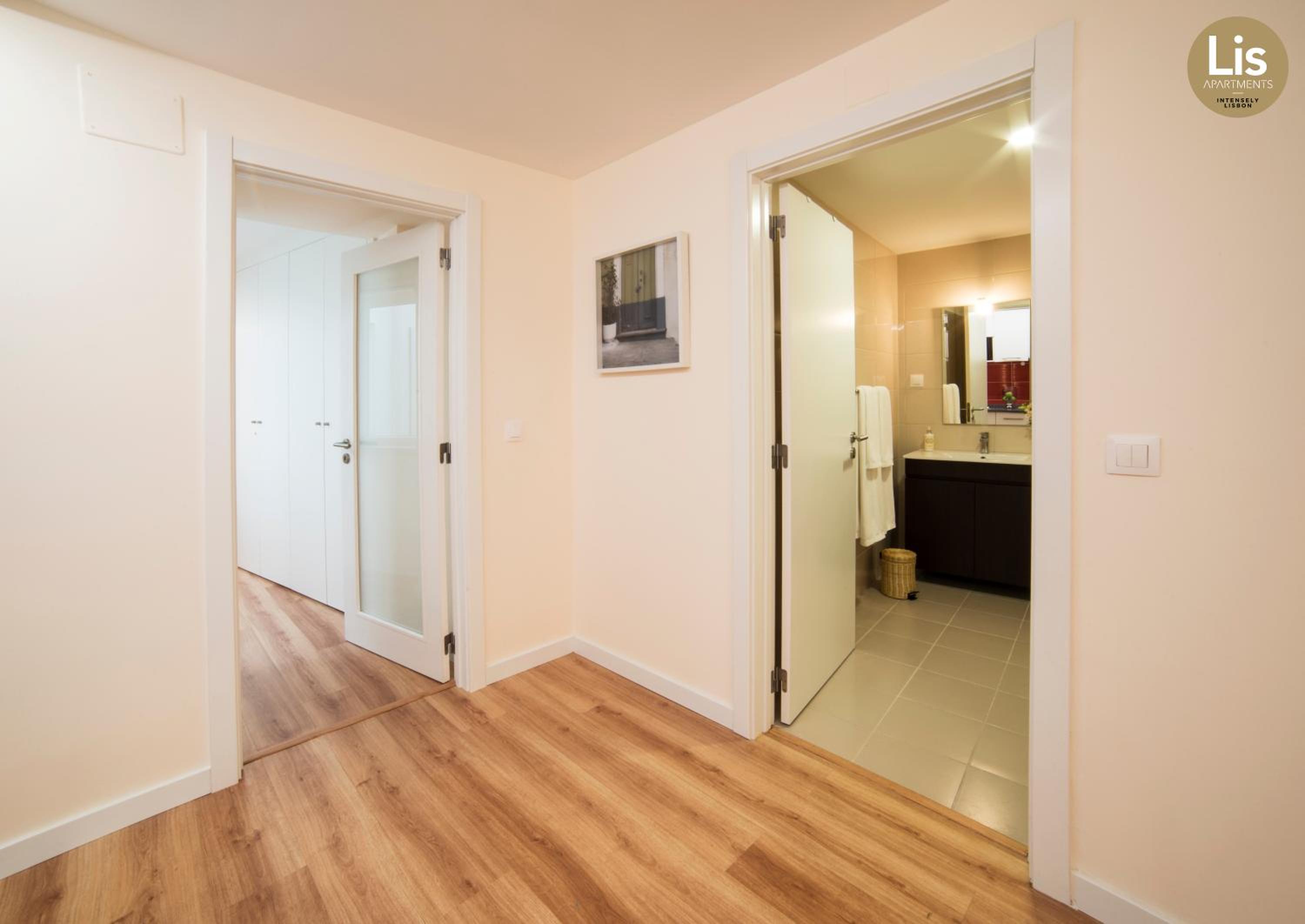 Standard One-Bedroom Apartment photo 1