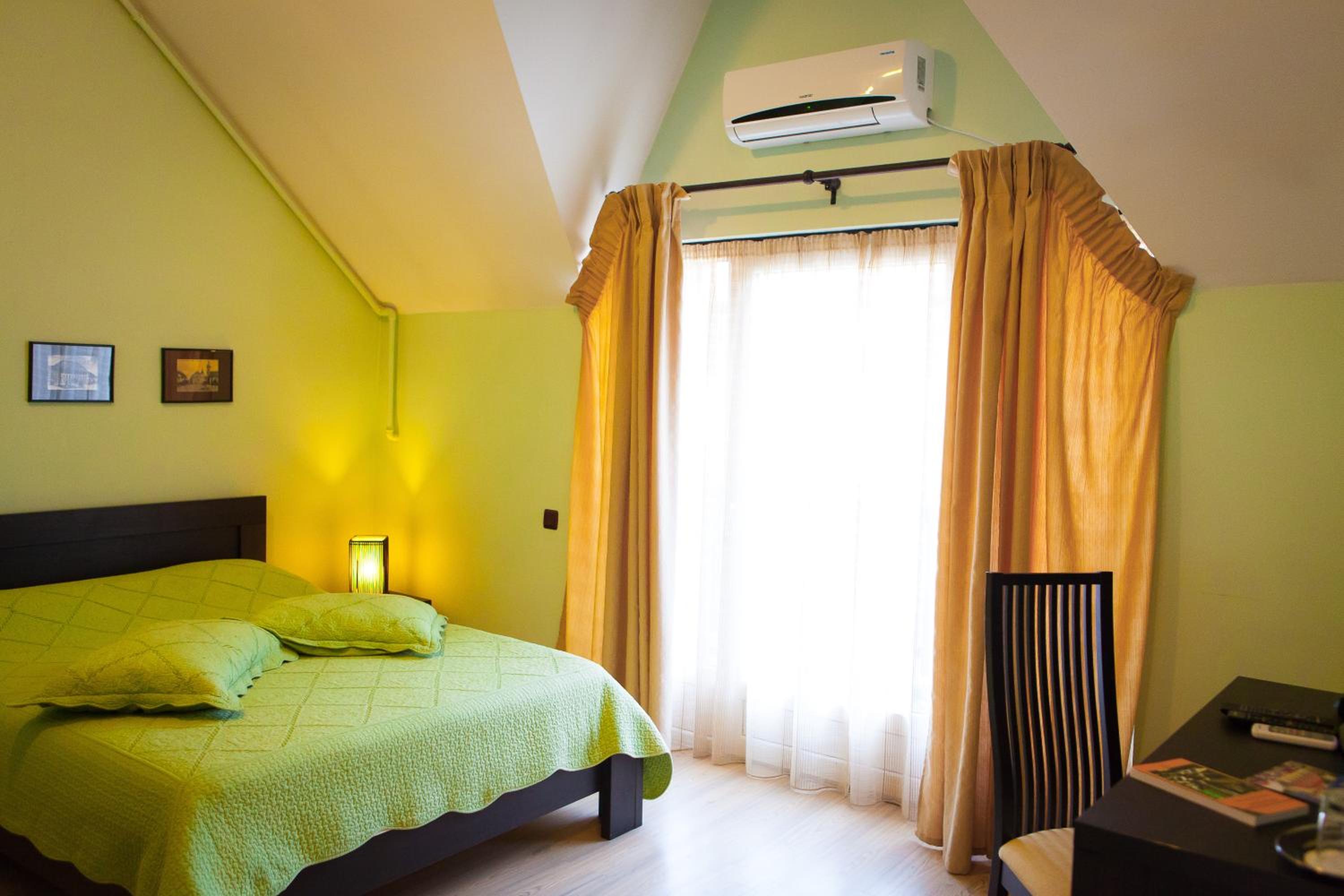 Double or Twin Room - Photo 1