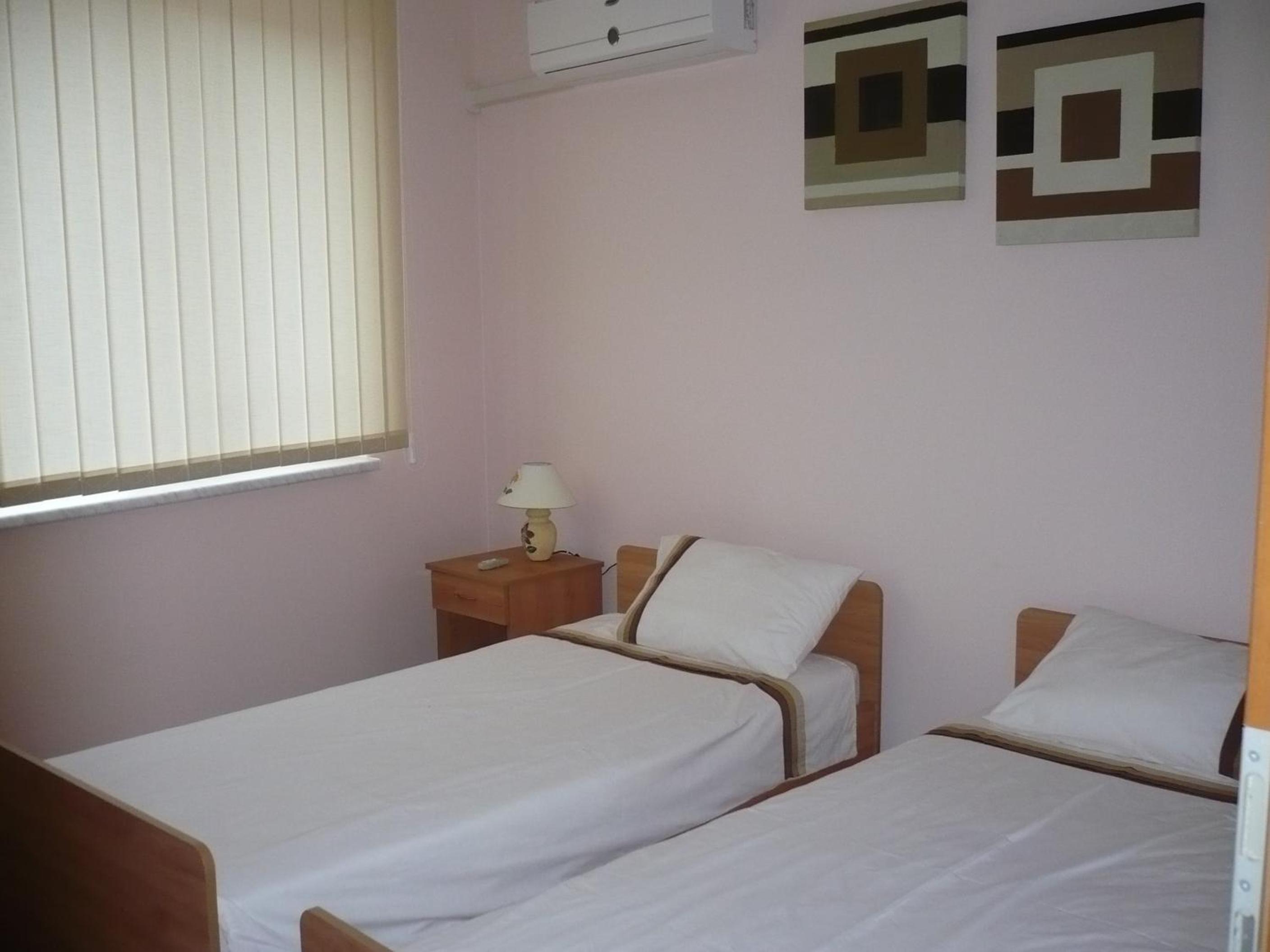 One-Bedroom Apartment with Balcony (4 Adults) photo 1