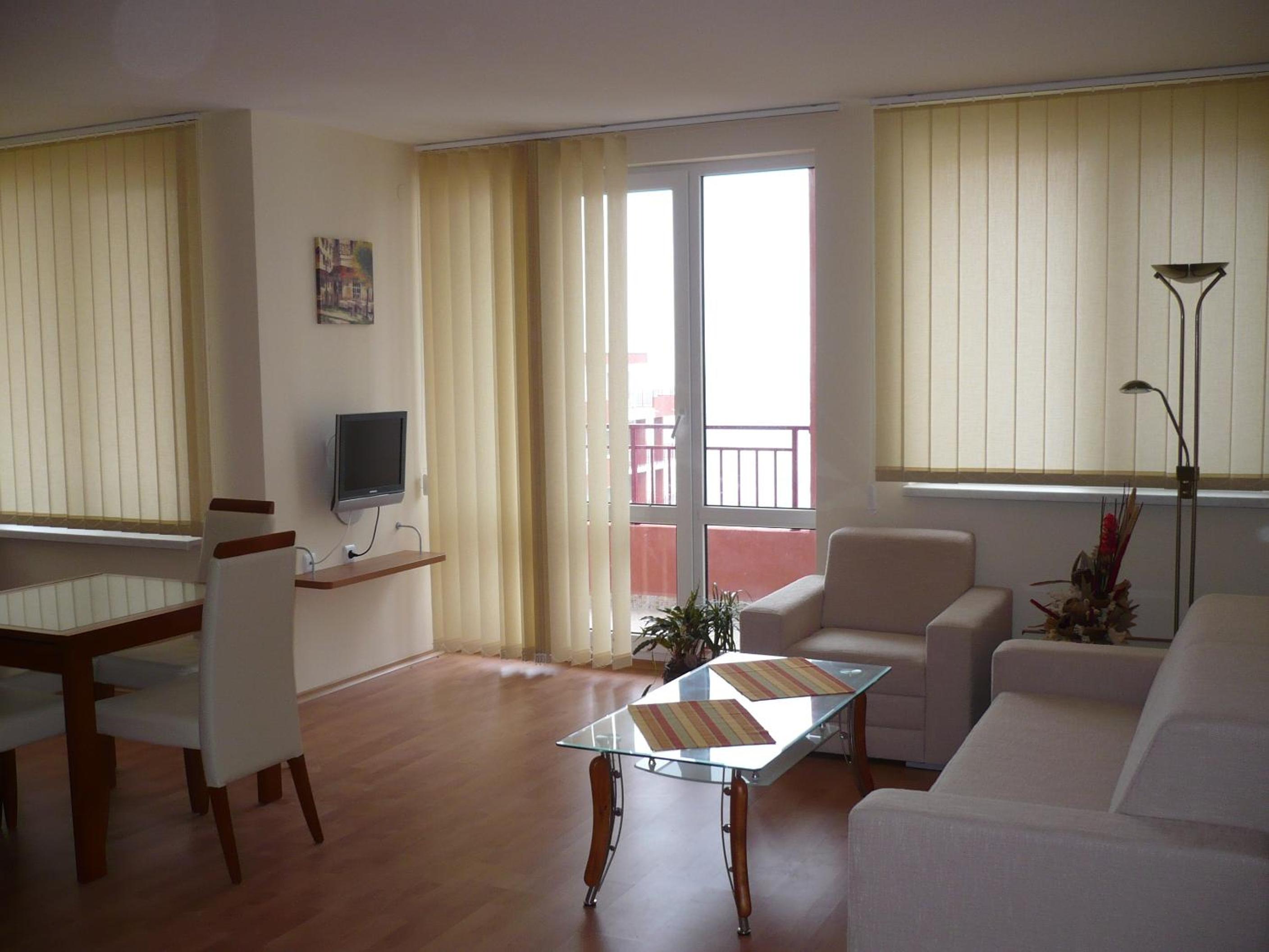 One-Bedroom Apartment with Balcony (4 Adults) photo 2