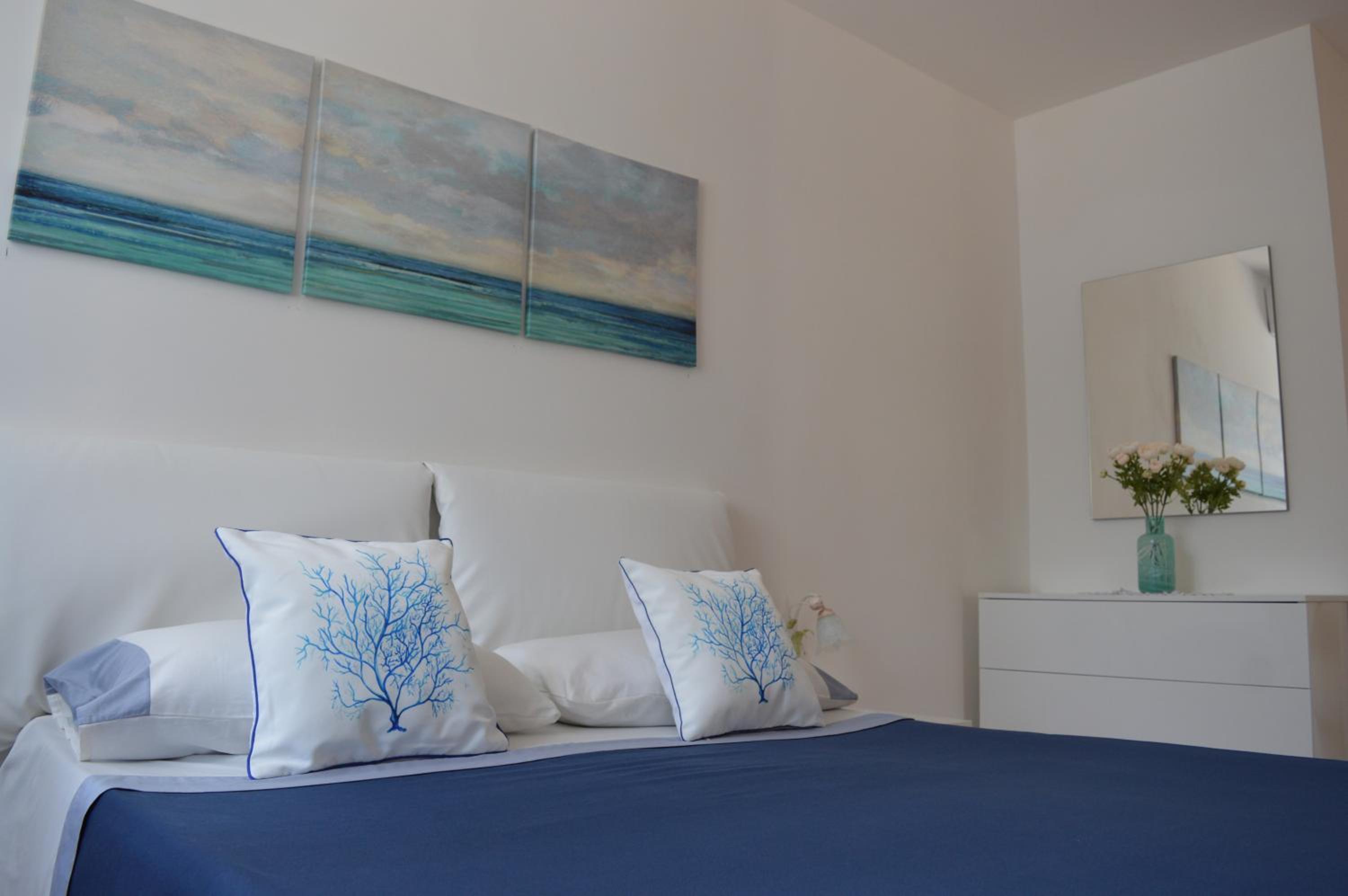 Apartment with Garden View - Photo 1