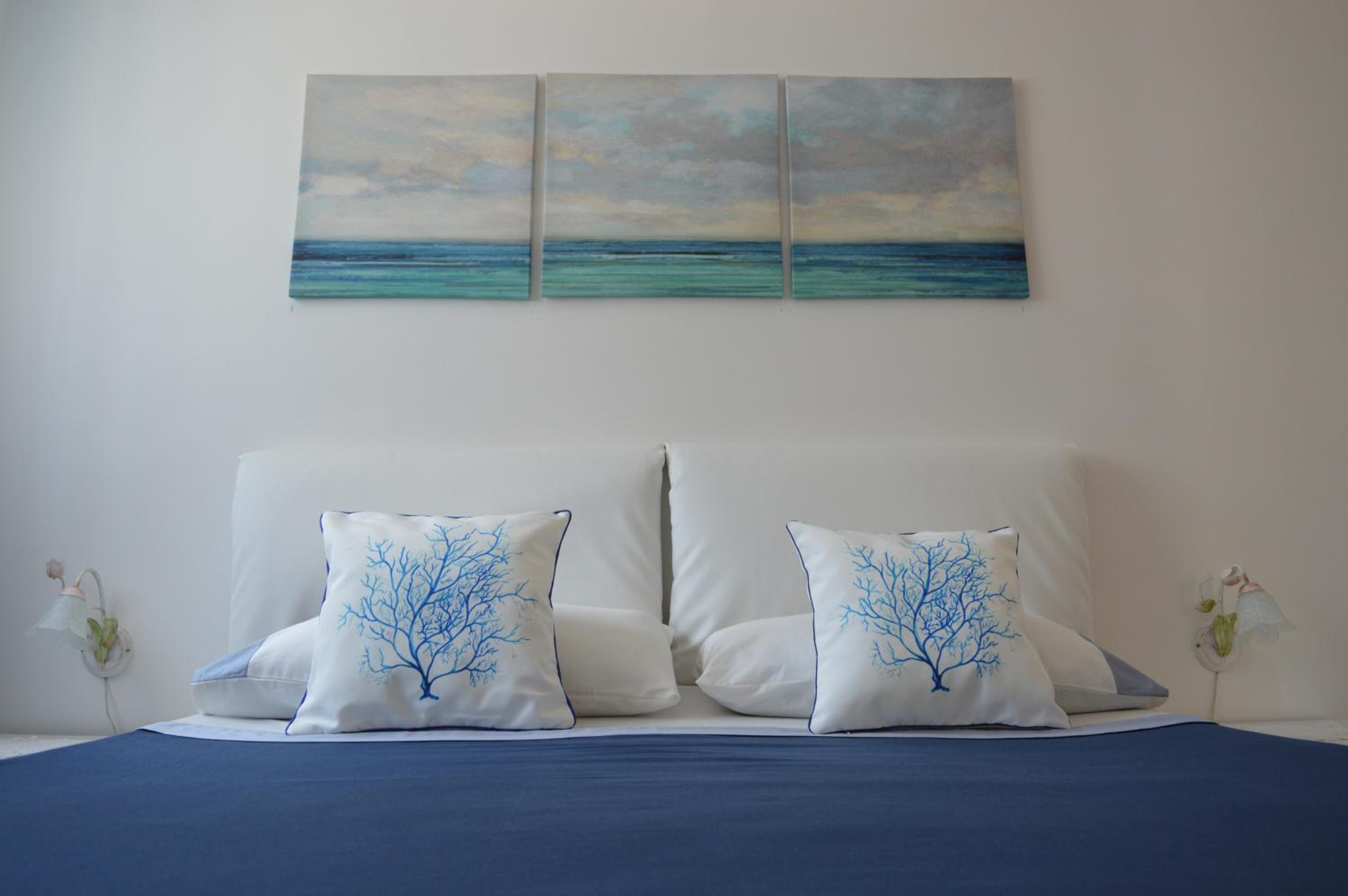 Apartment with Garden View - Photo 23