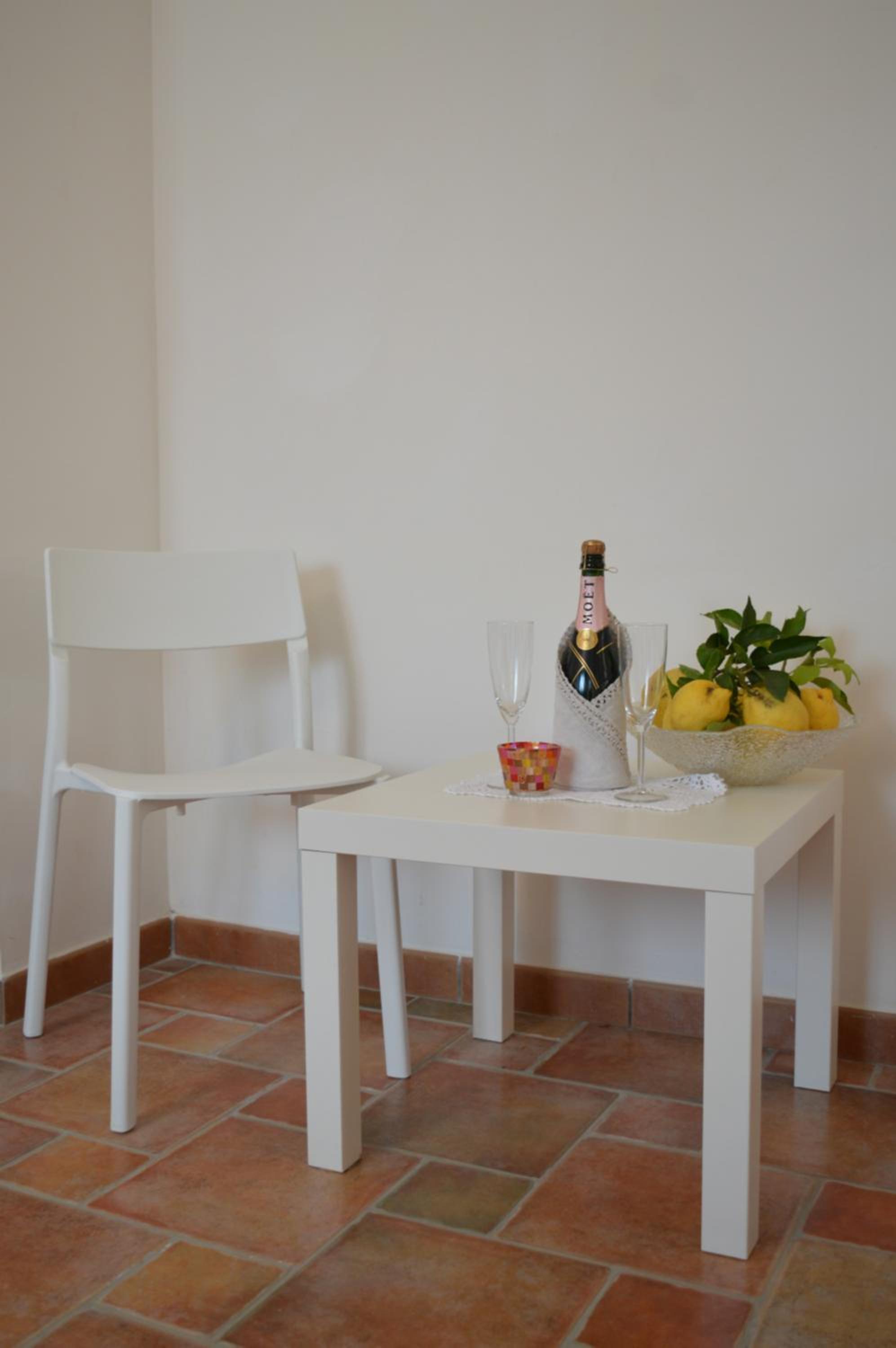 Apartment with Garden View - Photo 25