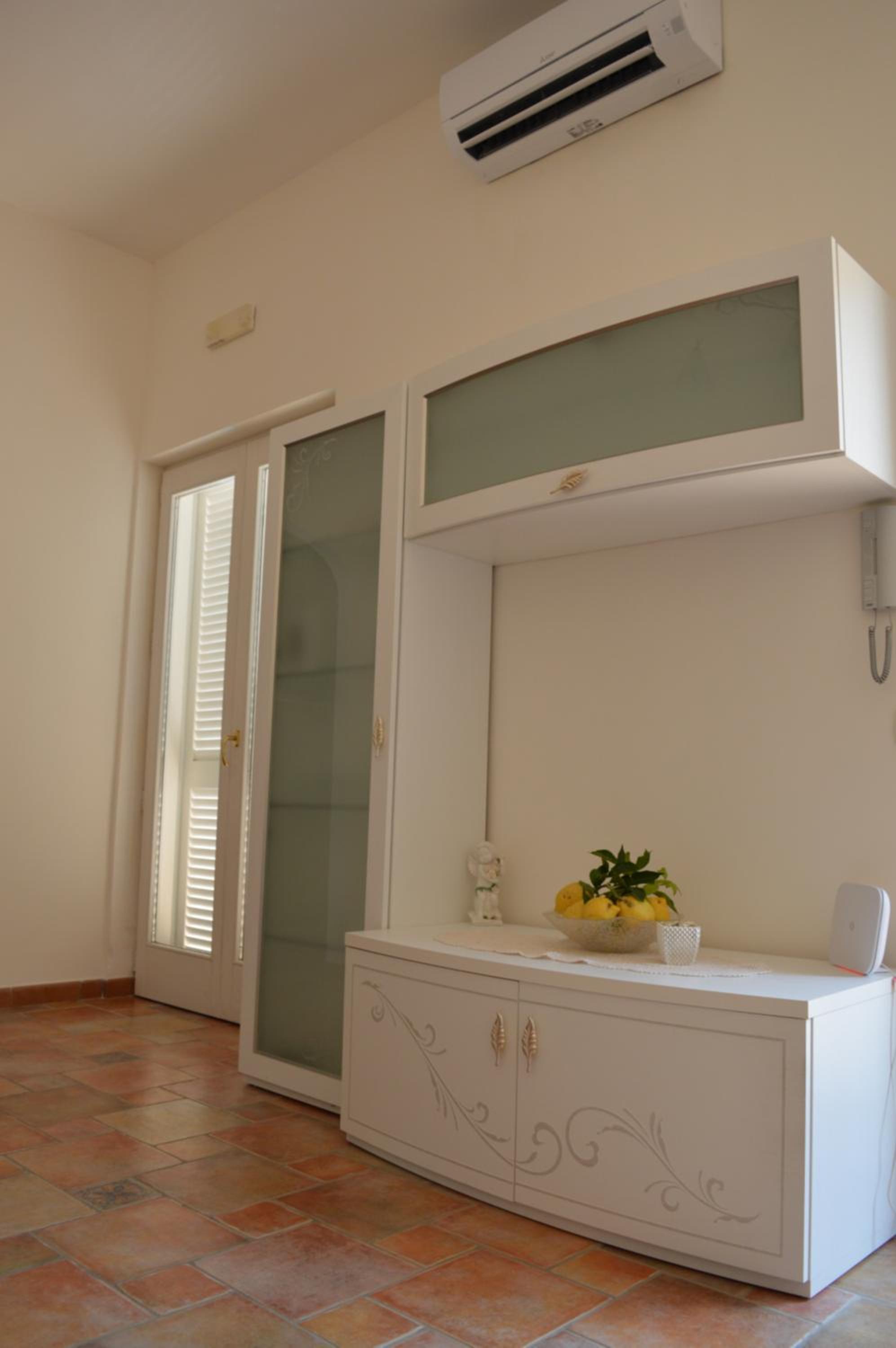 Apartment with Garden View - Photo 30