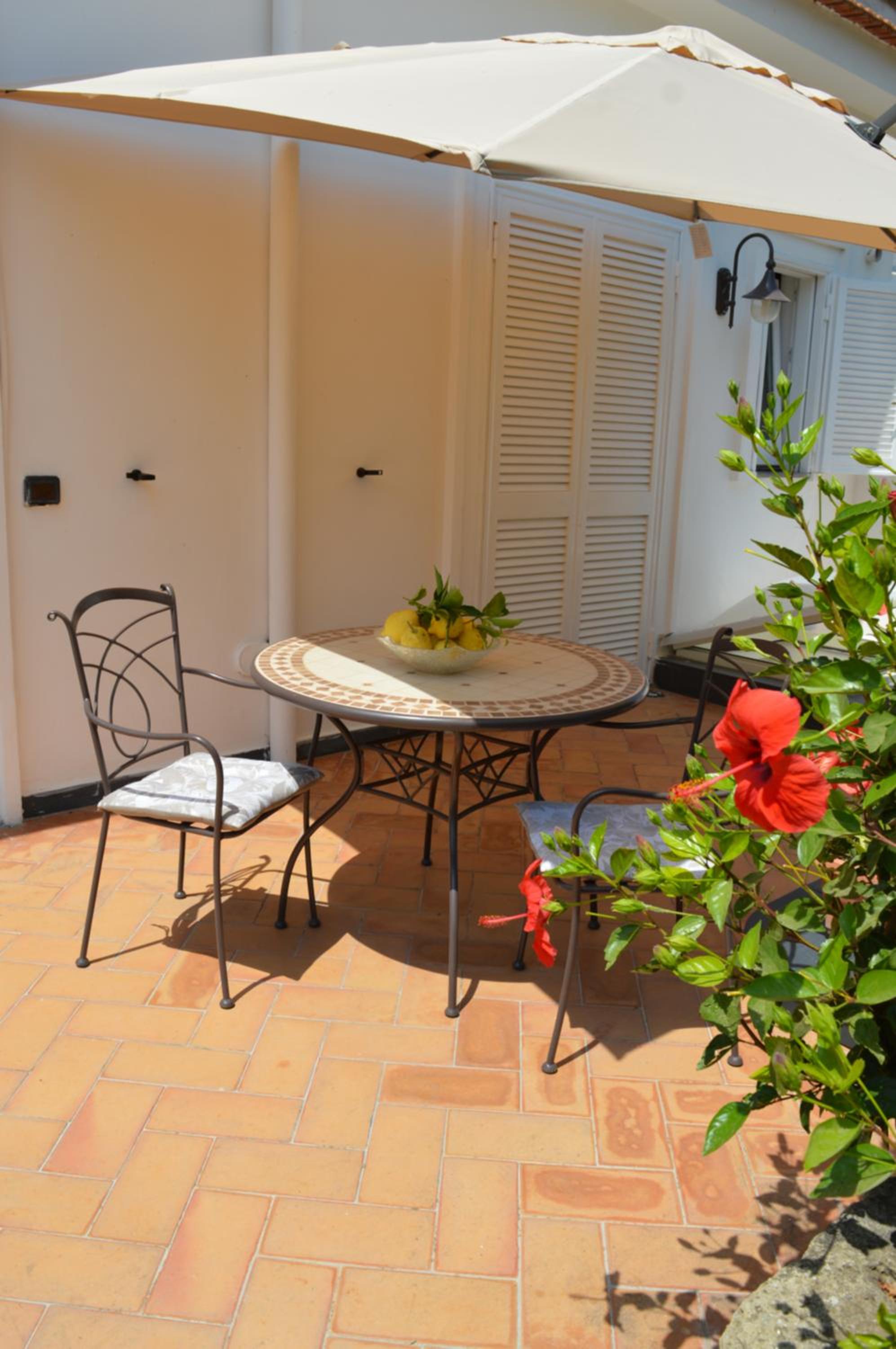 Apartment with Garden View - Photo 45