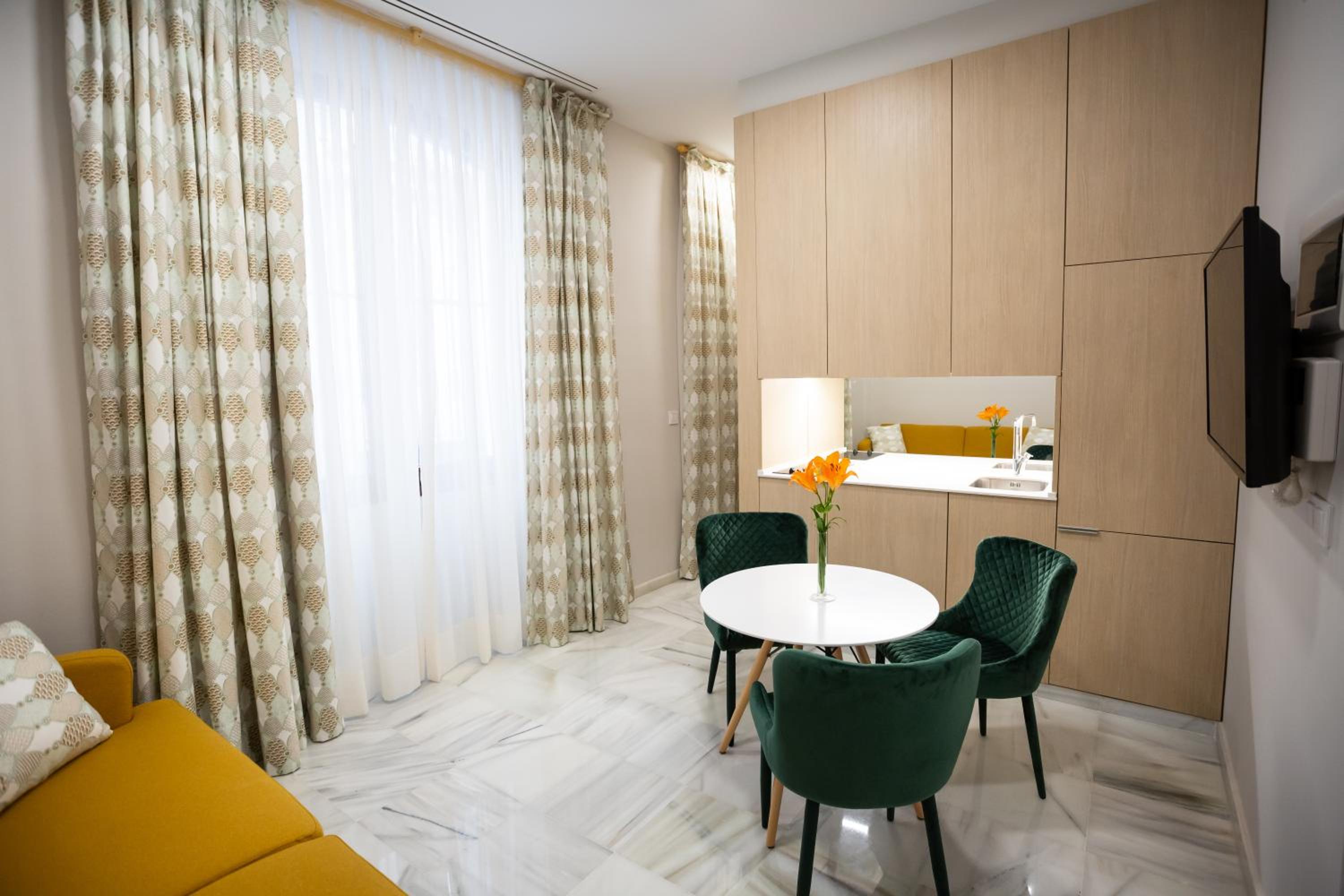 Standard Apartment - Photo 6