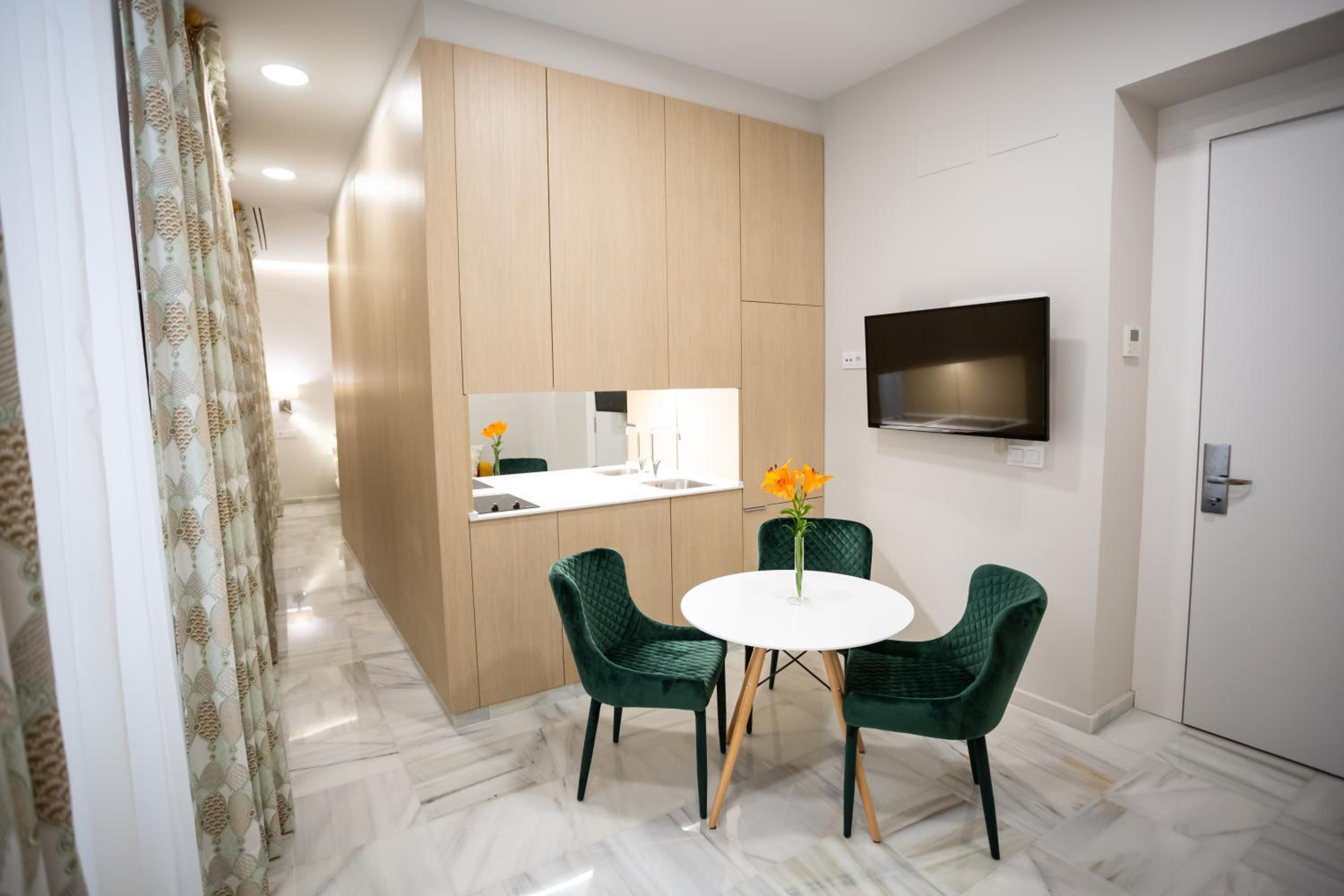 Standard Apartment - Photo 12