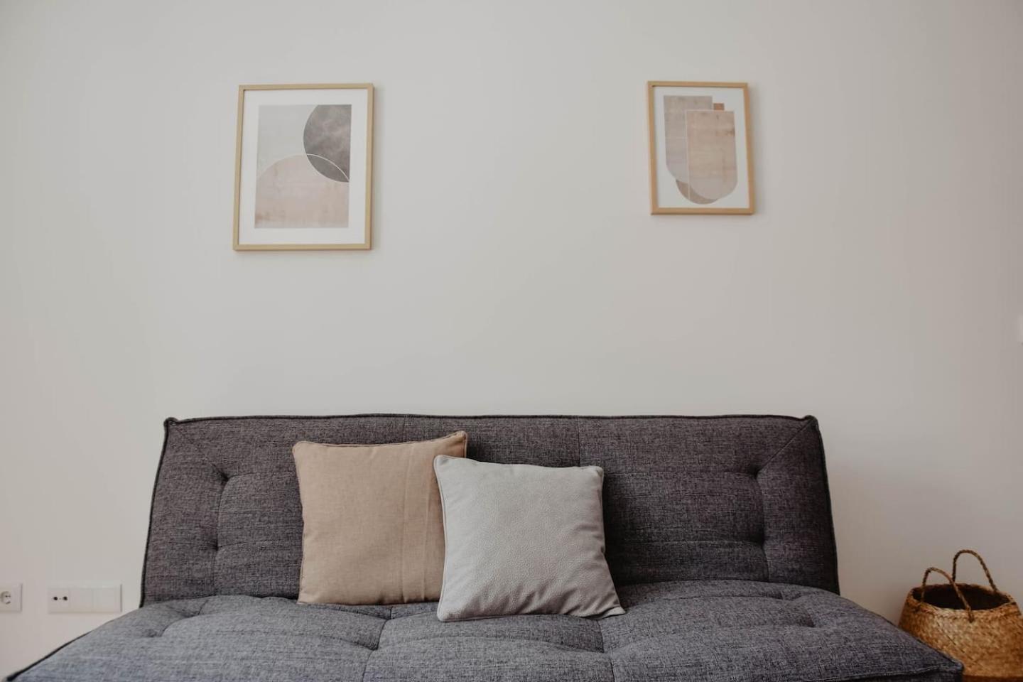 One-Bedroom Apartment - Photo 6