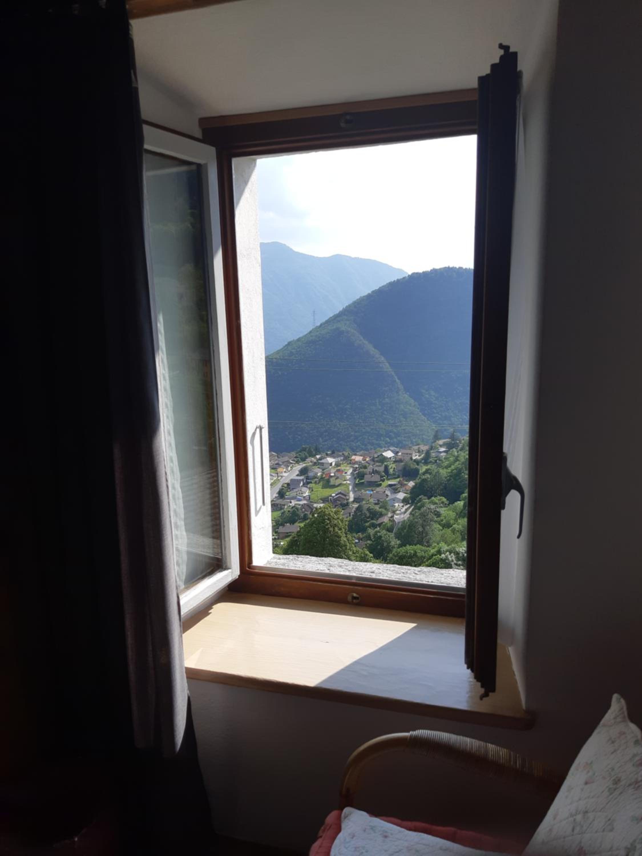 Double or Twin Room with Shared Bathroom photo 2