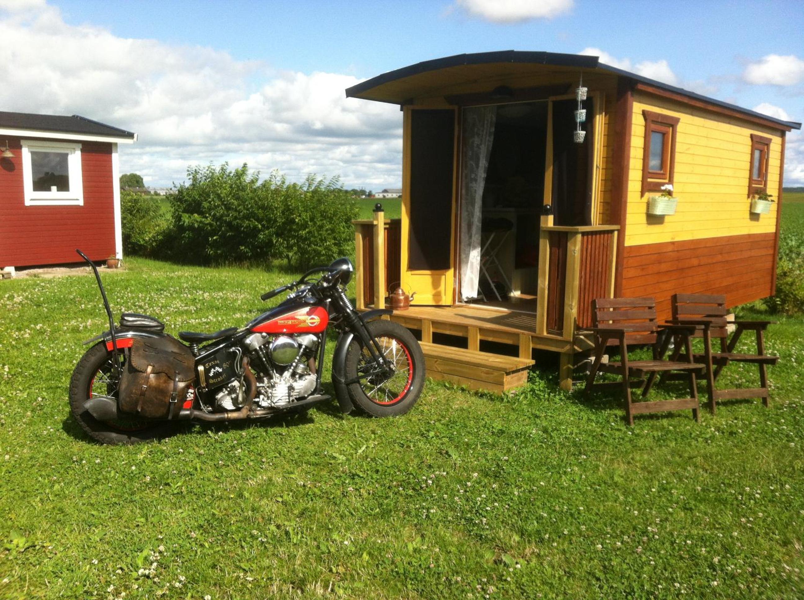 Small Cottage - Photo 5