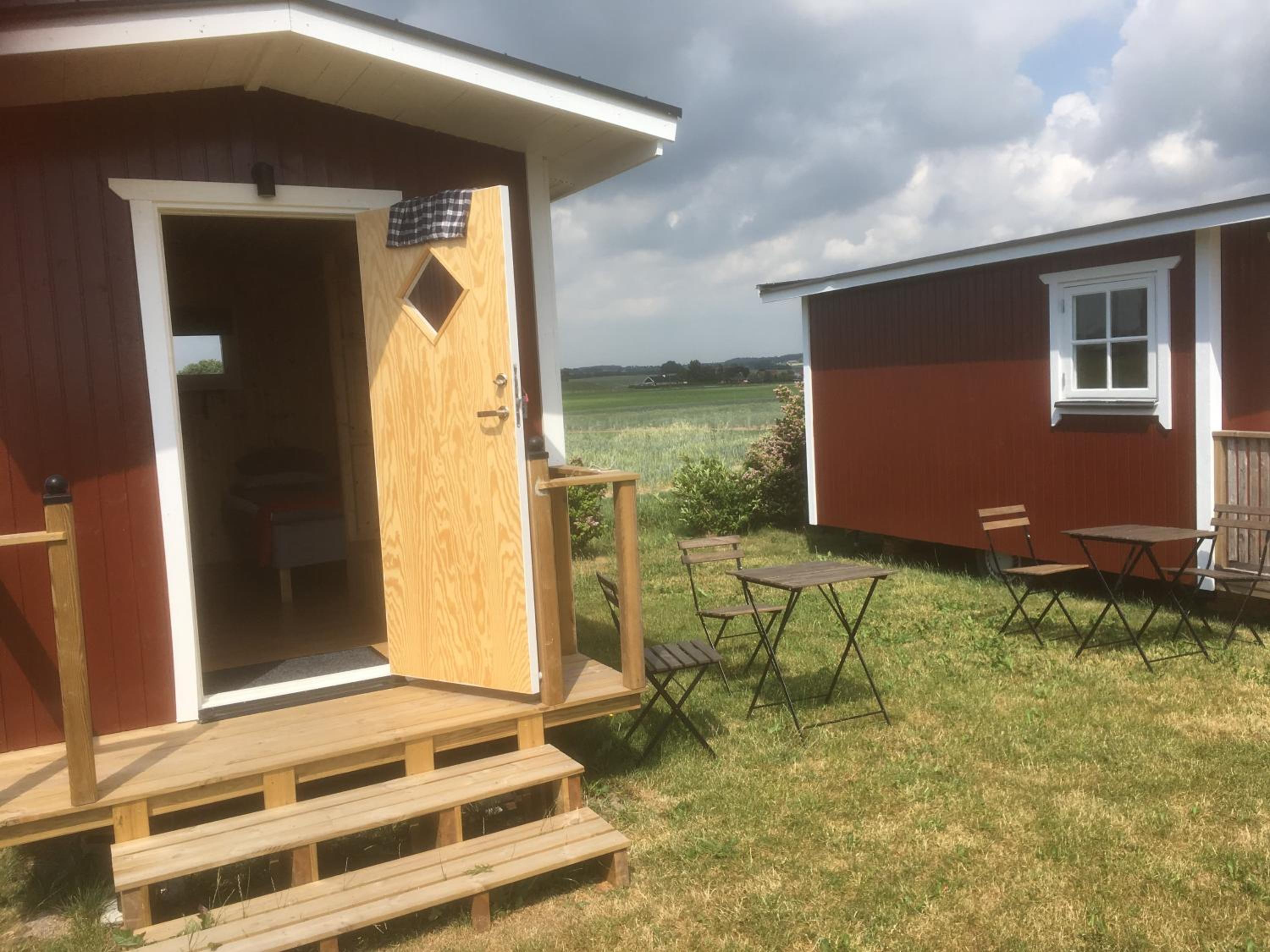 Small Cottage - Photo 3
