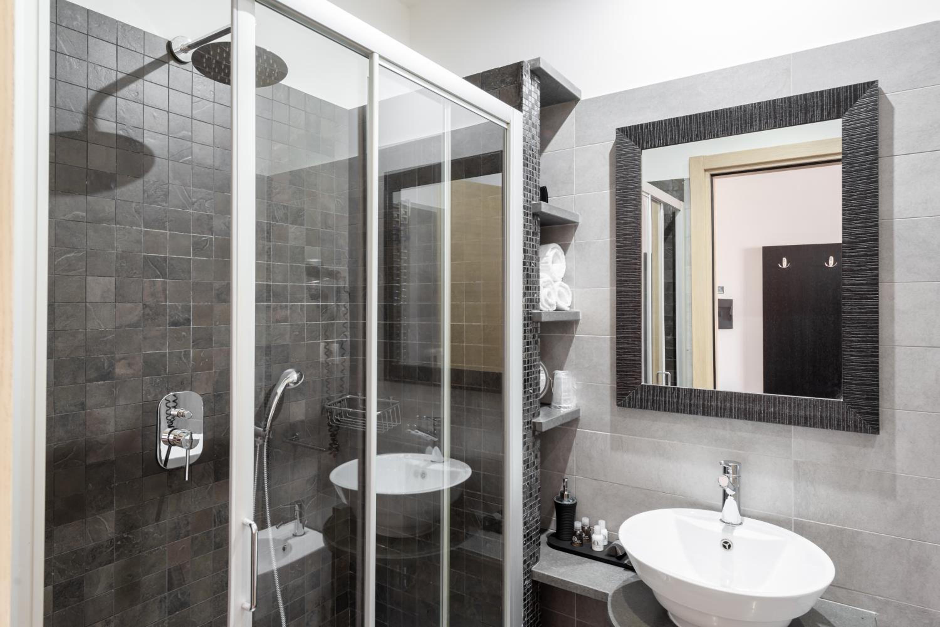 Standard Double or Twin Room photo 2