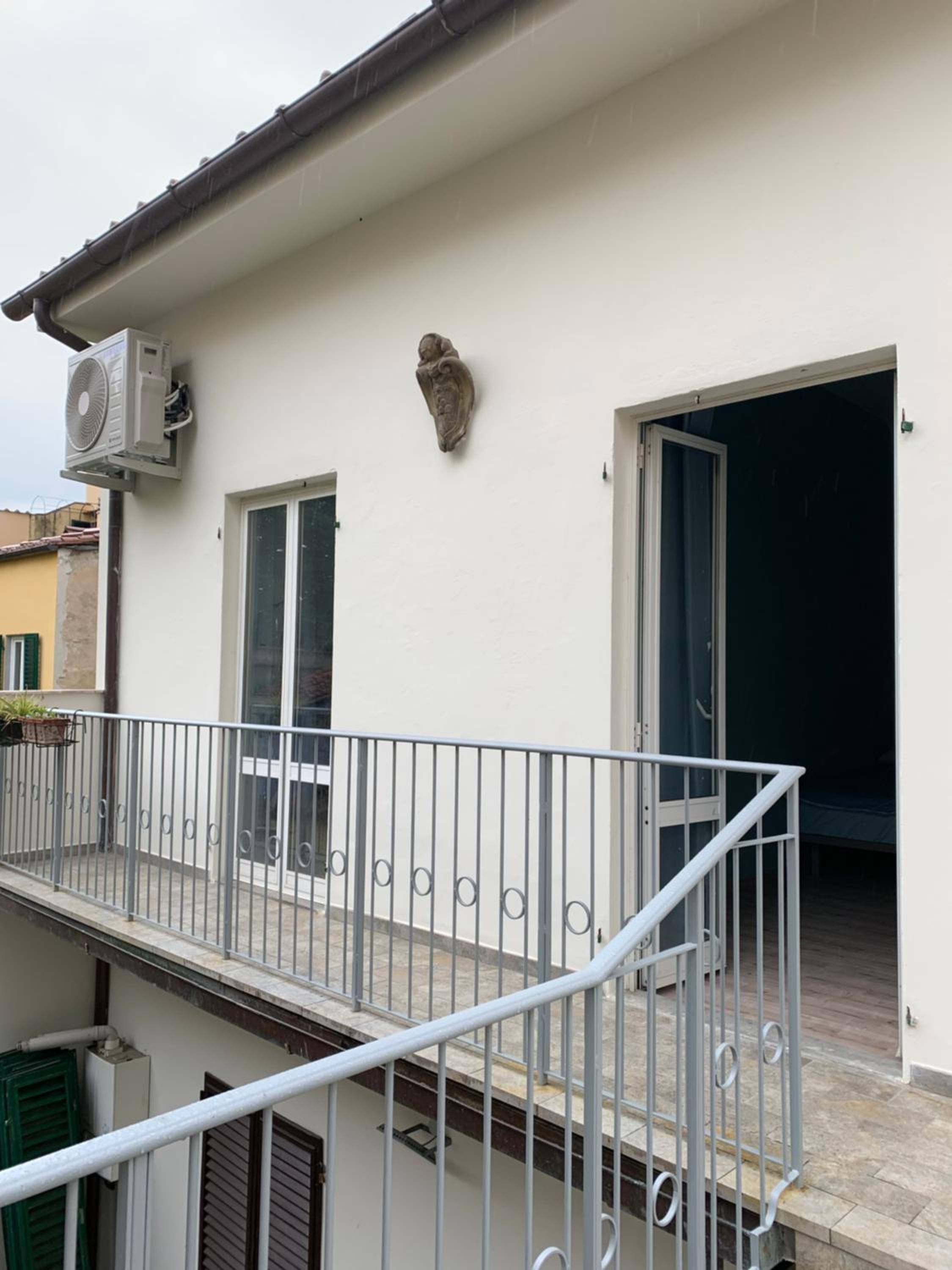 Apartment with Terrace photo 2
