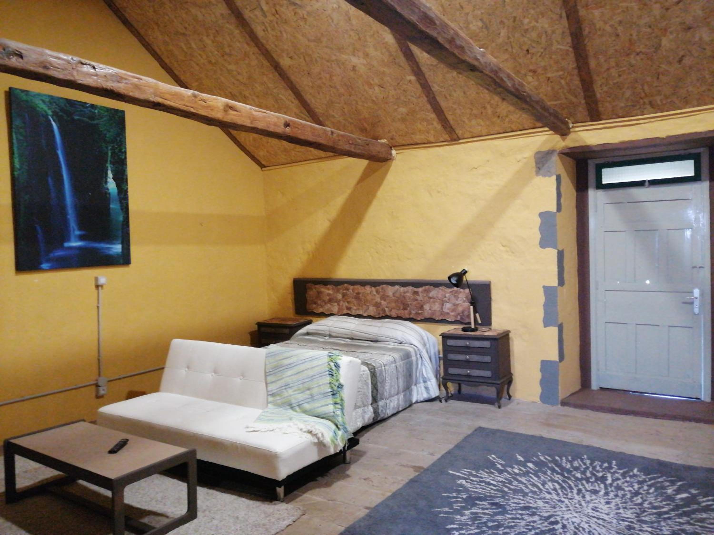 Superior Family Room - Photo 1