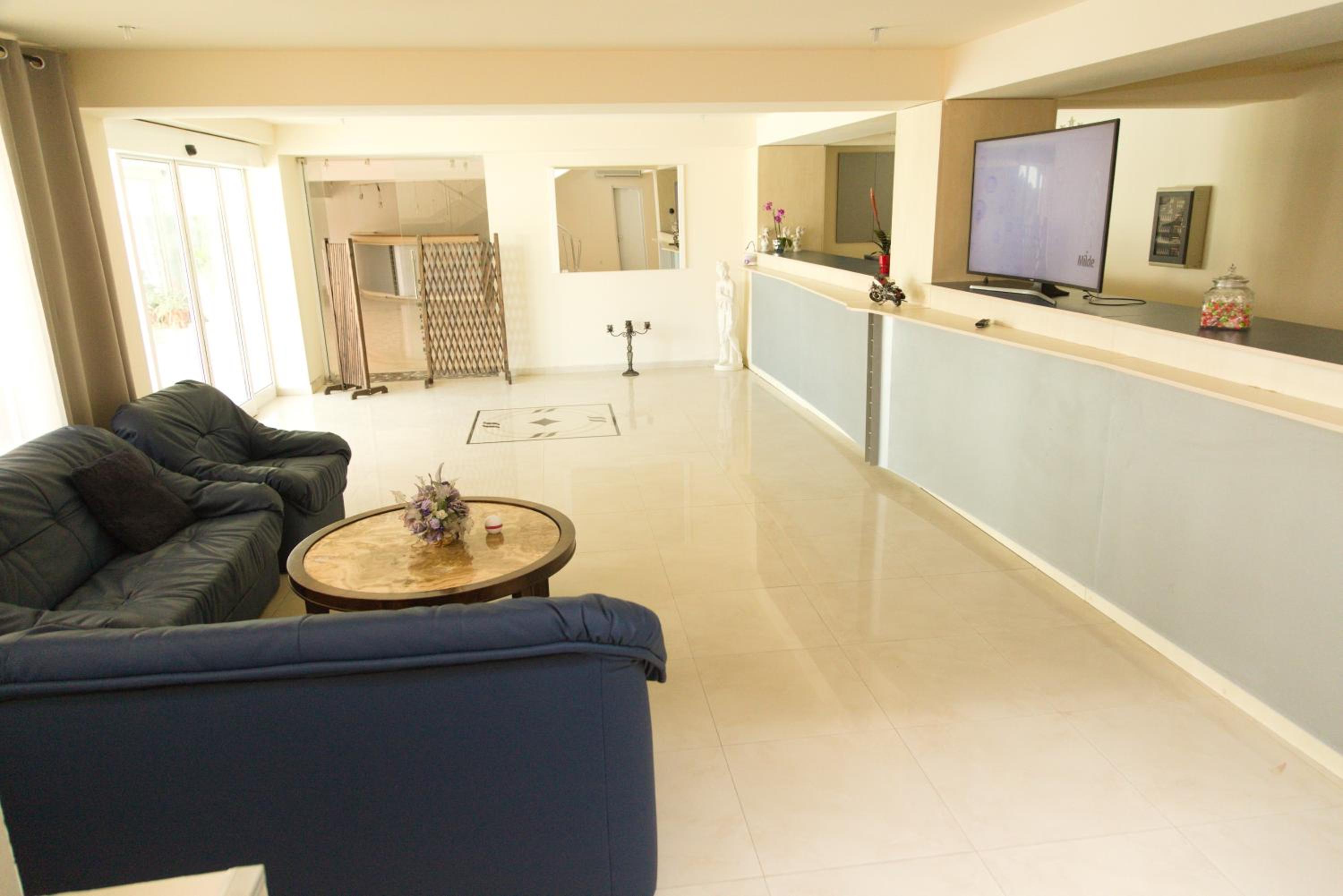 Double or Twin Room - Photo 6
