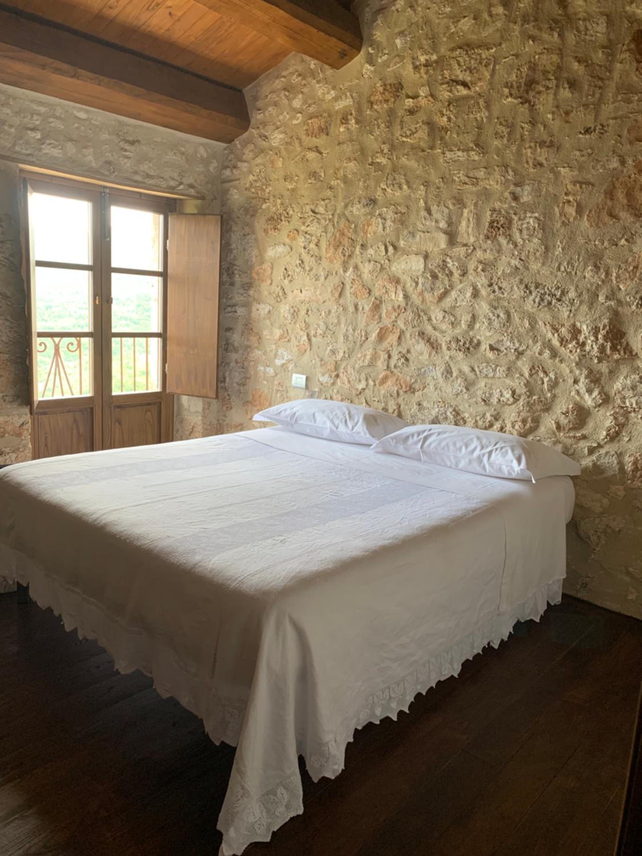 Family Suite with Balcony - Photo 1