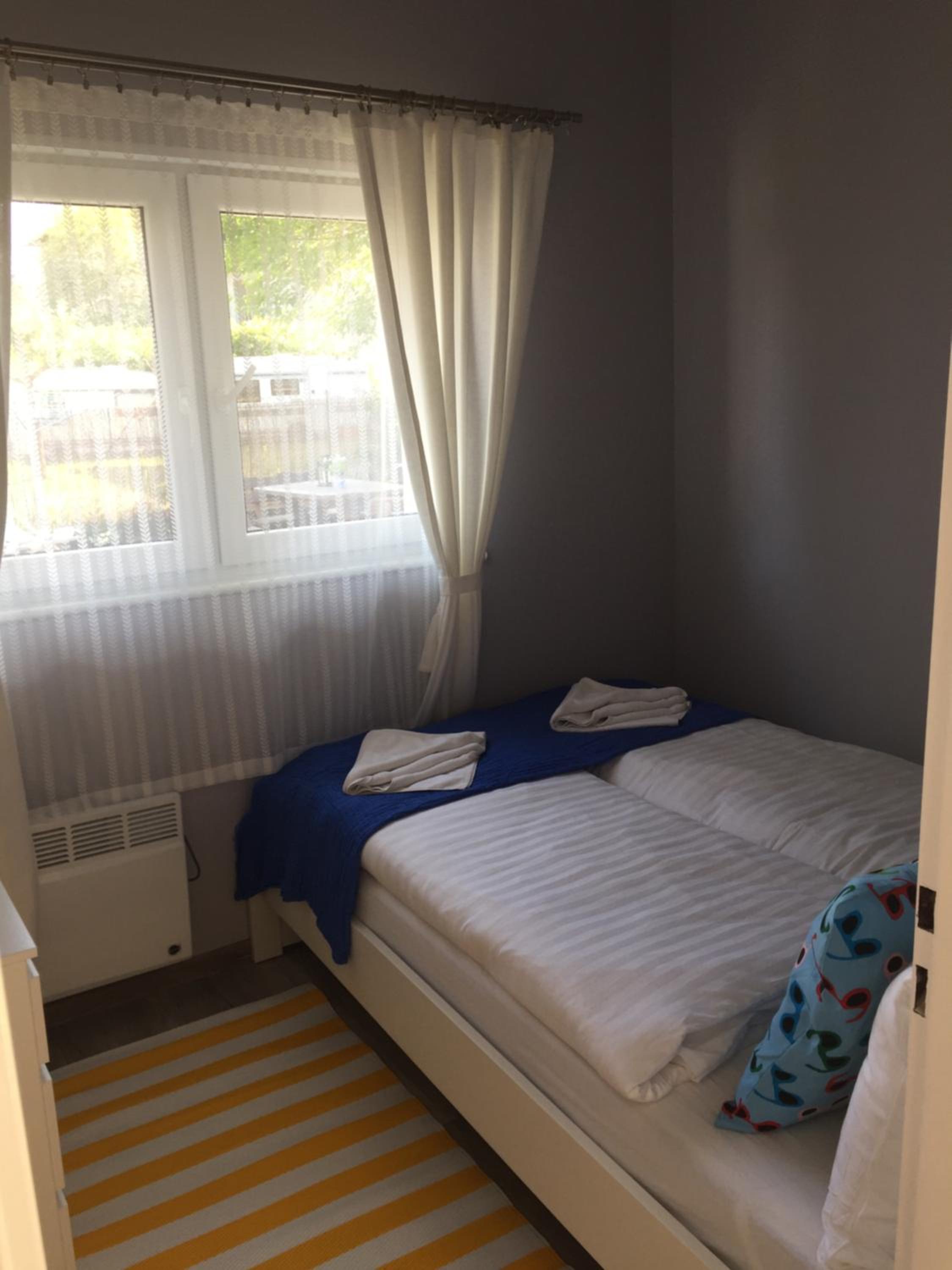 One-Bedroom Apartment - Photo 9