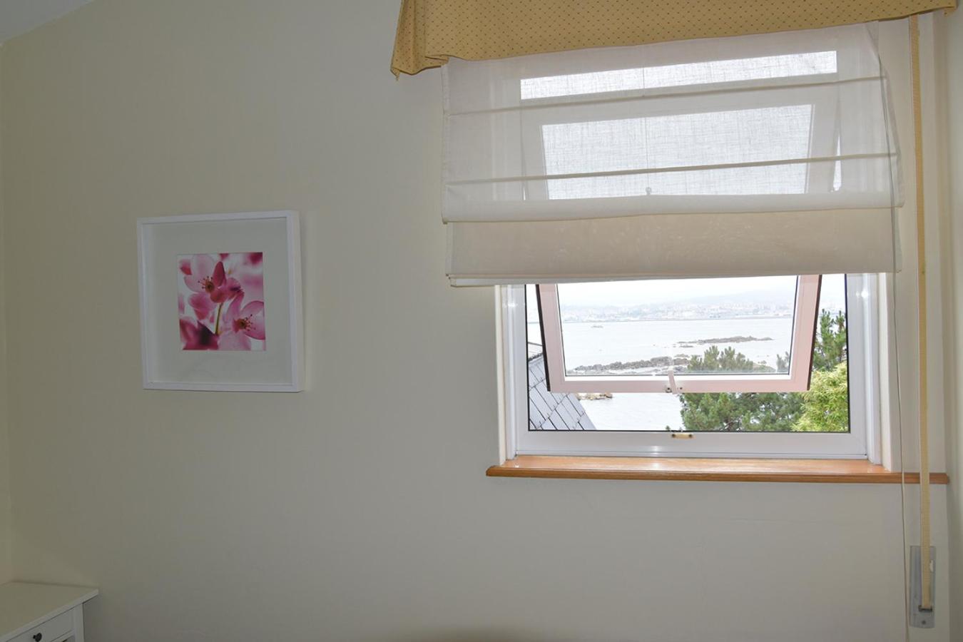 Triple Room with Bathroom photo 2