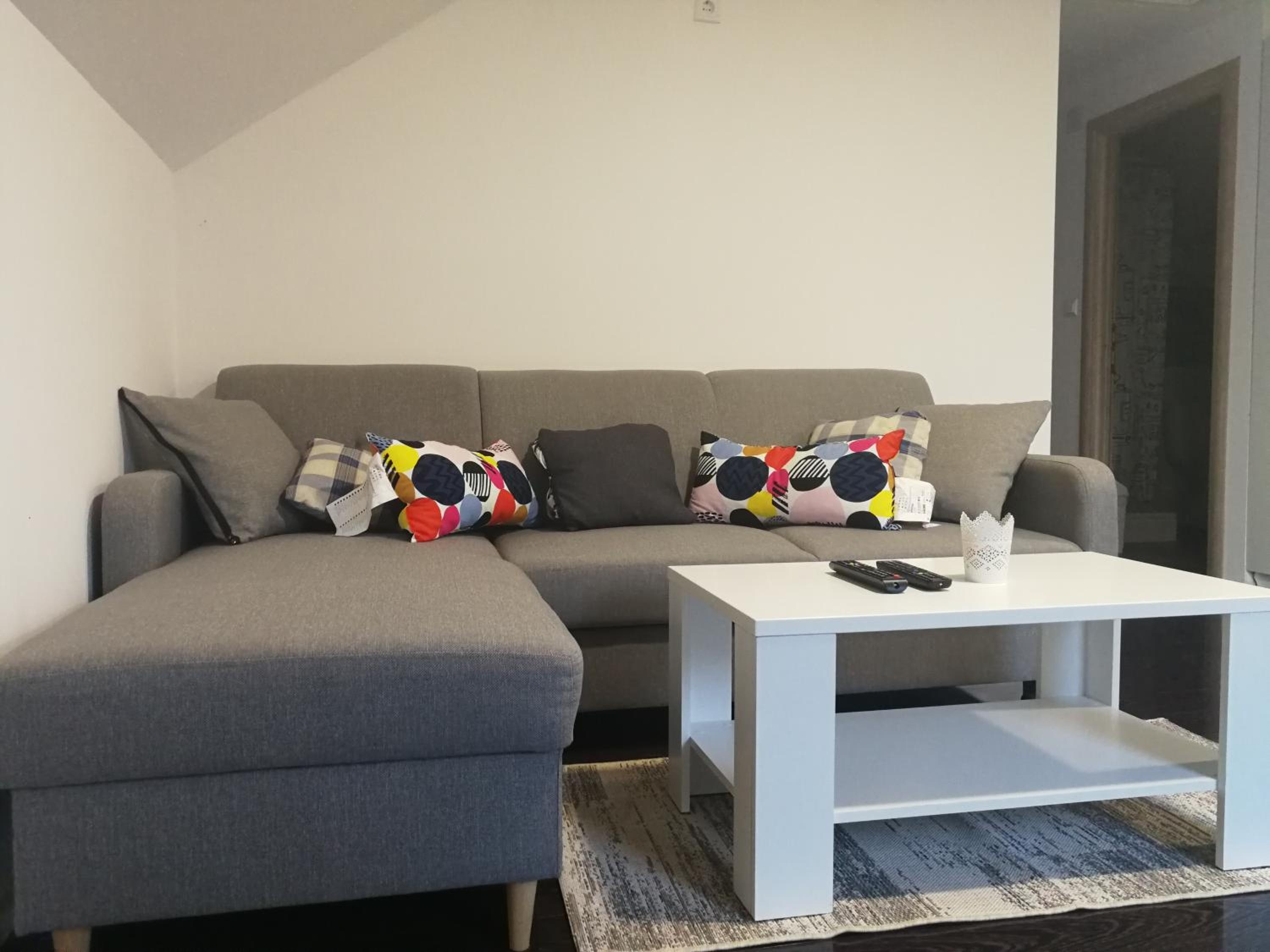 Three-Bedroom Apartment - Photo 11