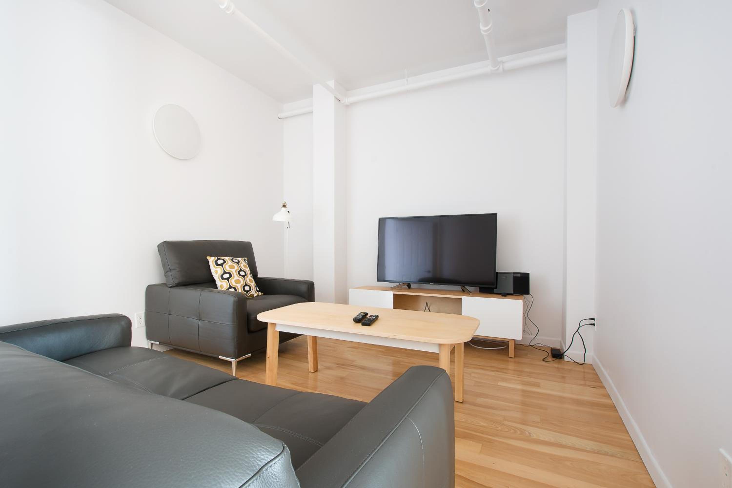 Two-Bedroom Penthouse with Terrace SR301