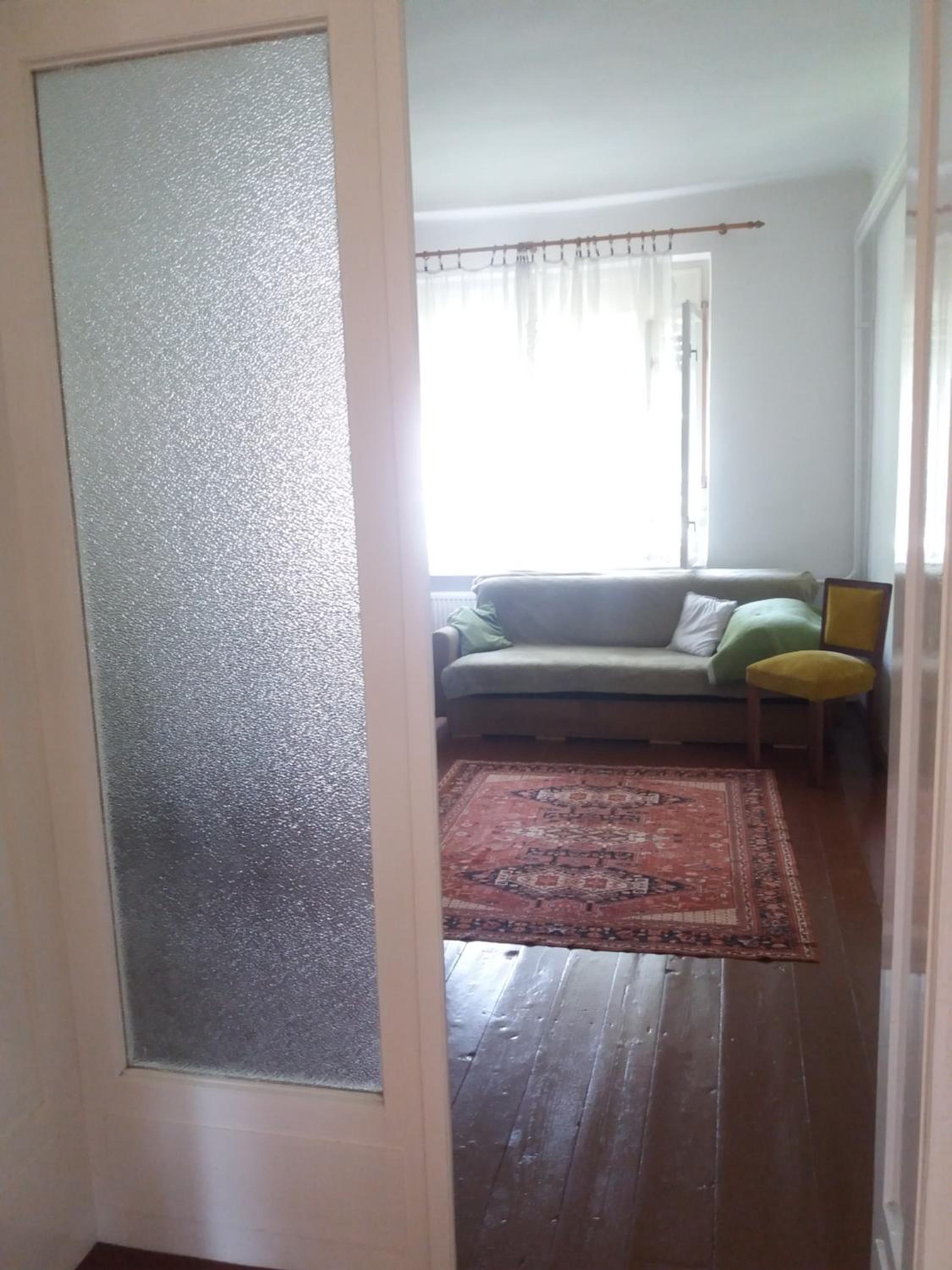 One-Bedroom Apartment - Photo 32