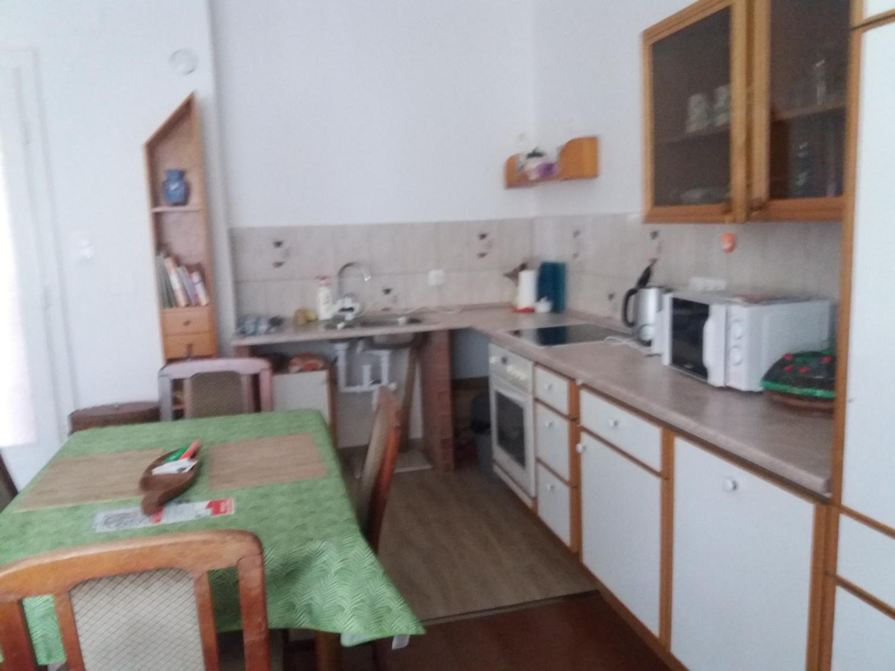 One-Bedroom Apartment - Photo 5