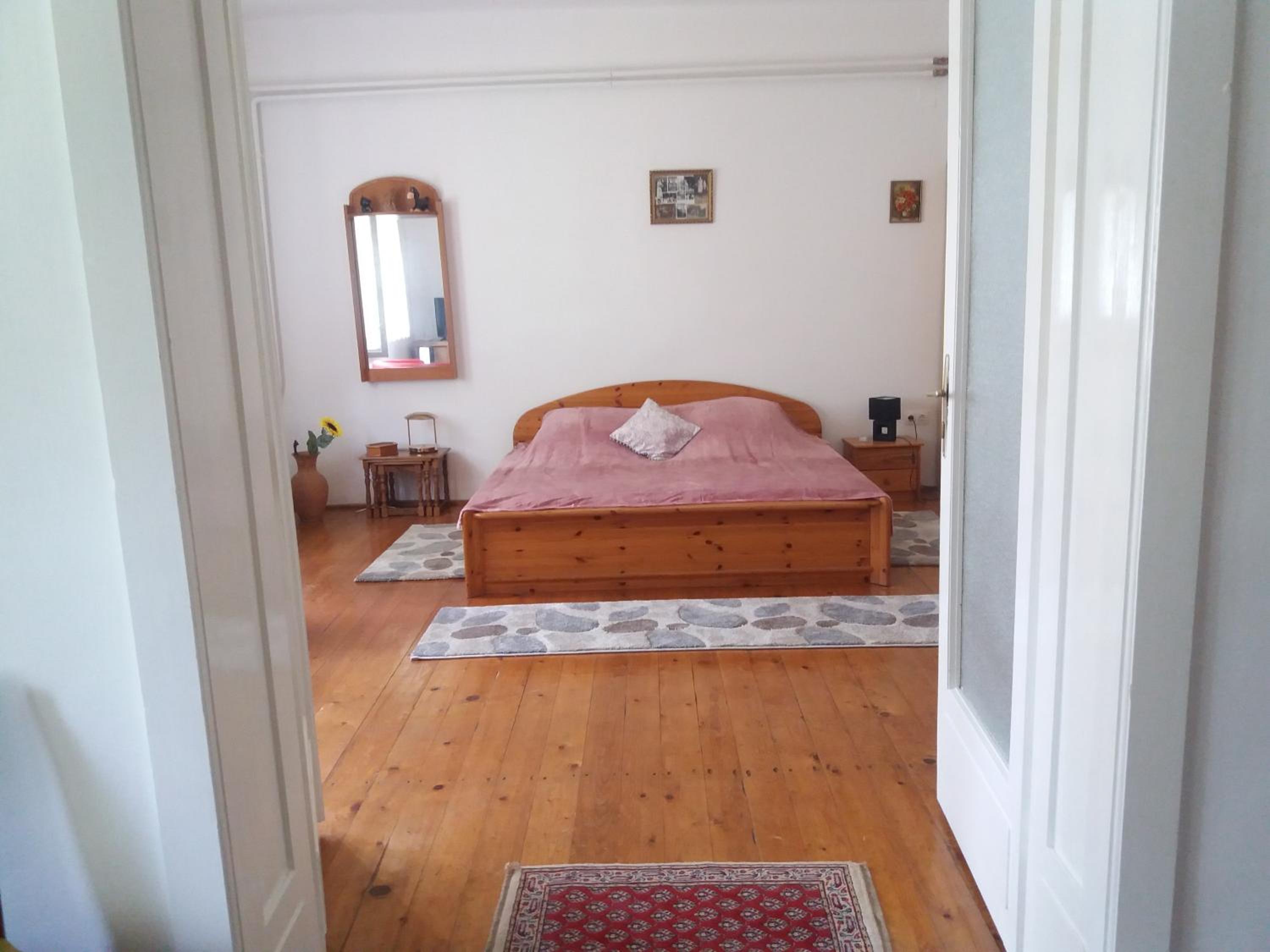 One-Bedroom Apartment - Photo 19
