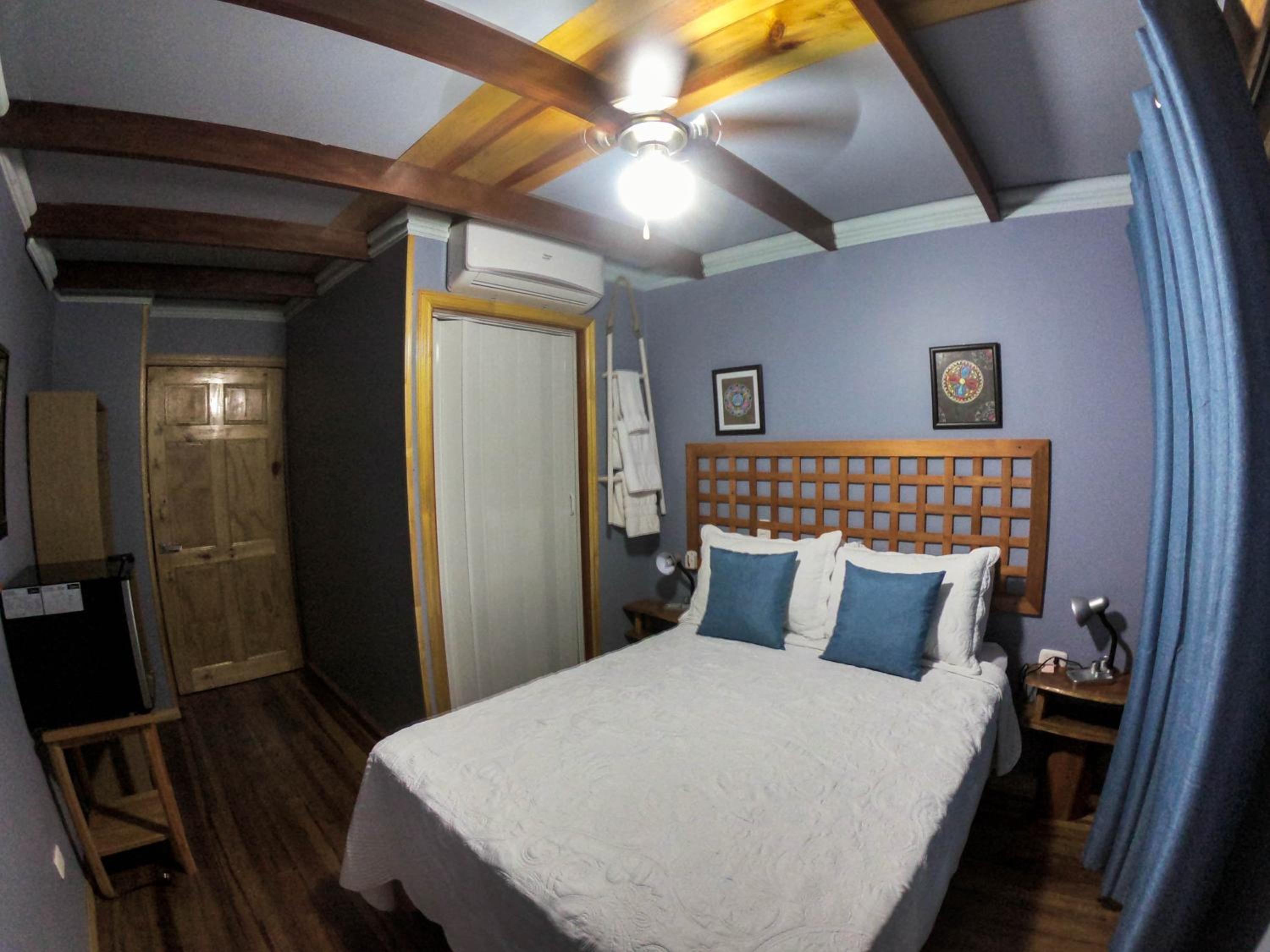 Standard Triple Room photo 2