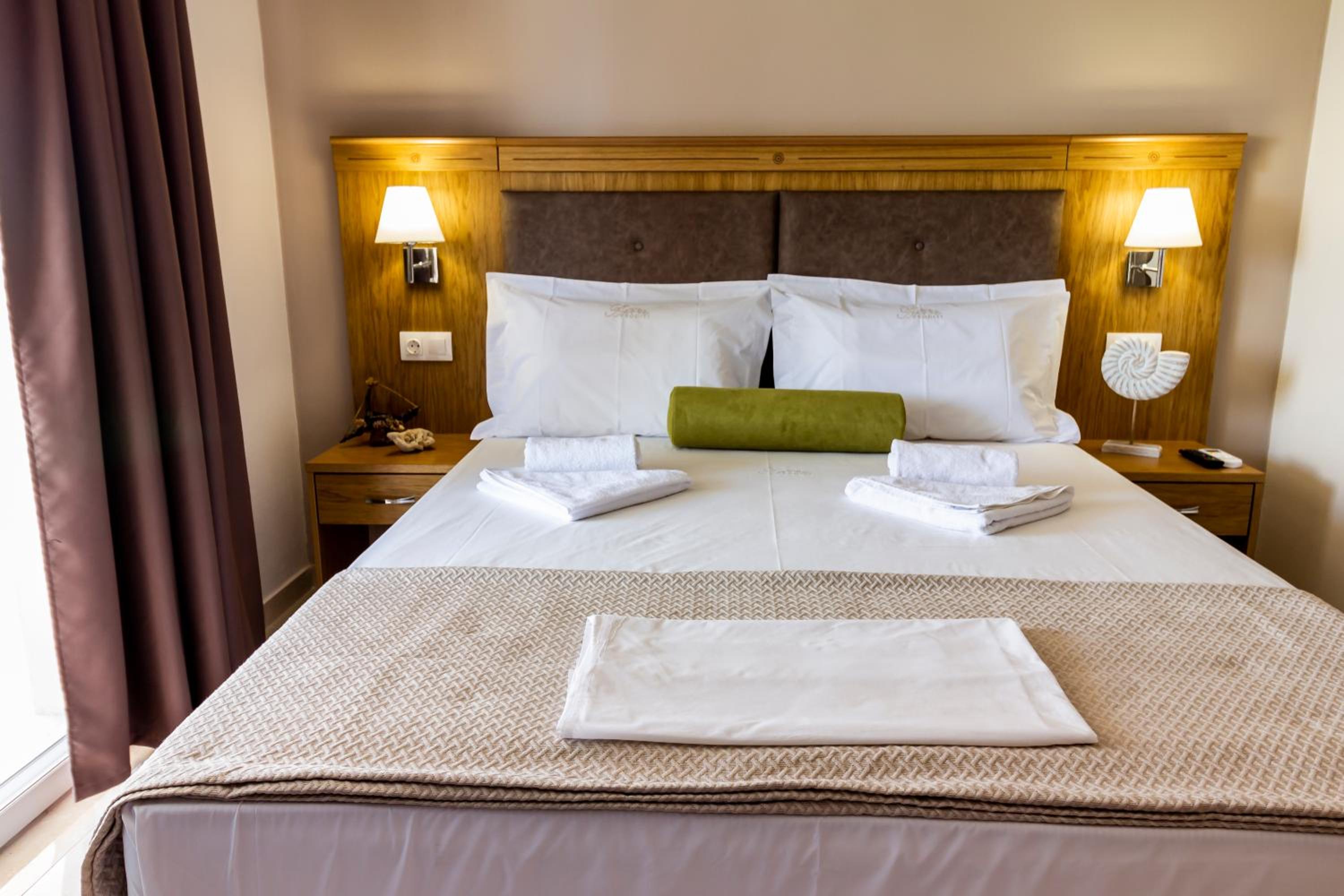 Deluxe Double Room - Photo 4