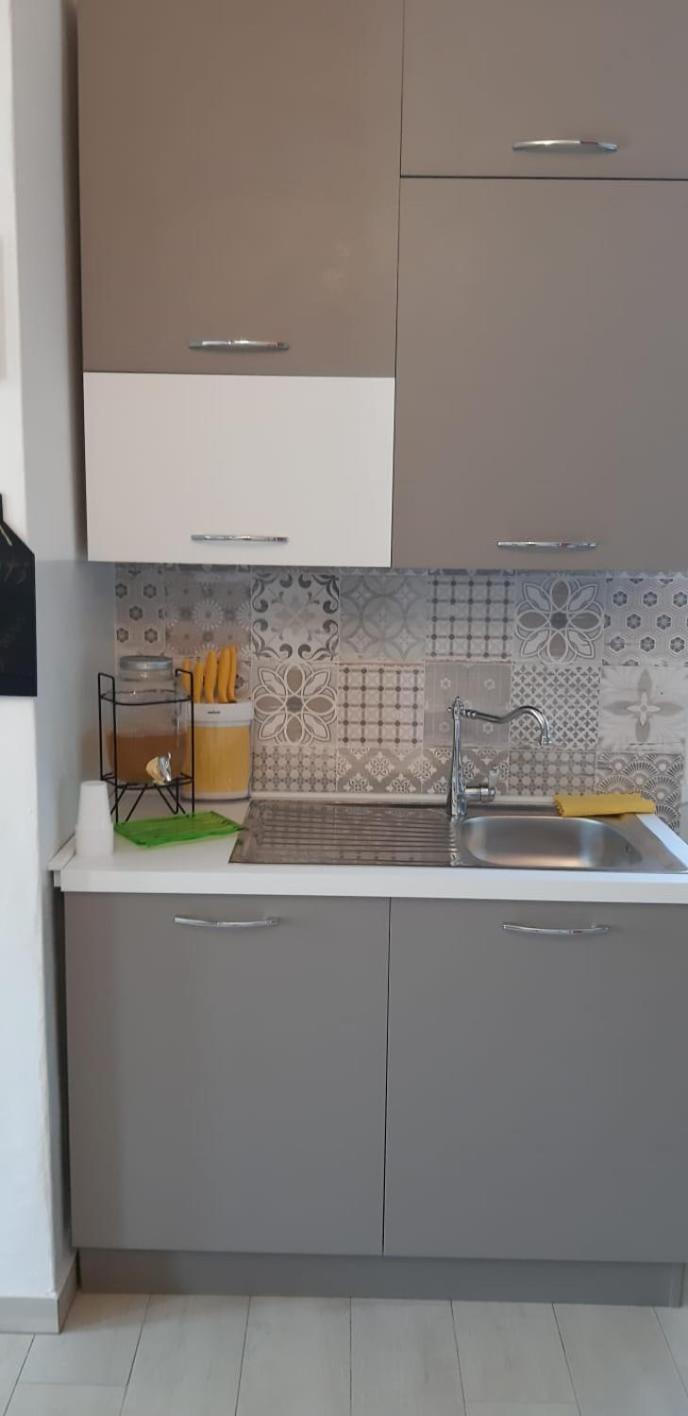 One-Bedroom Apartment - Photo 17