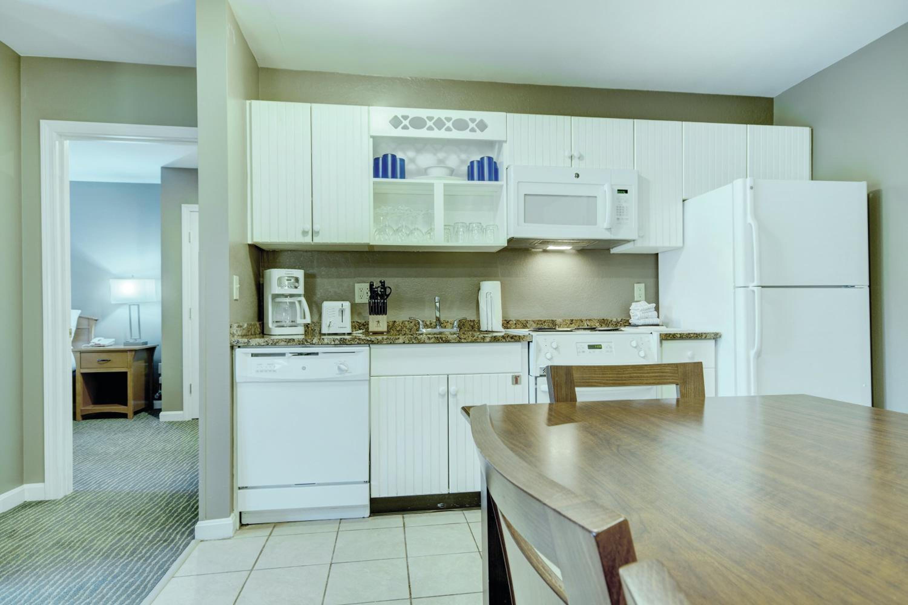 One-Bedroom Suite photo 3