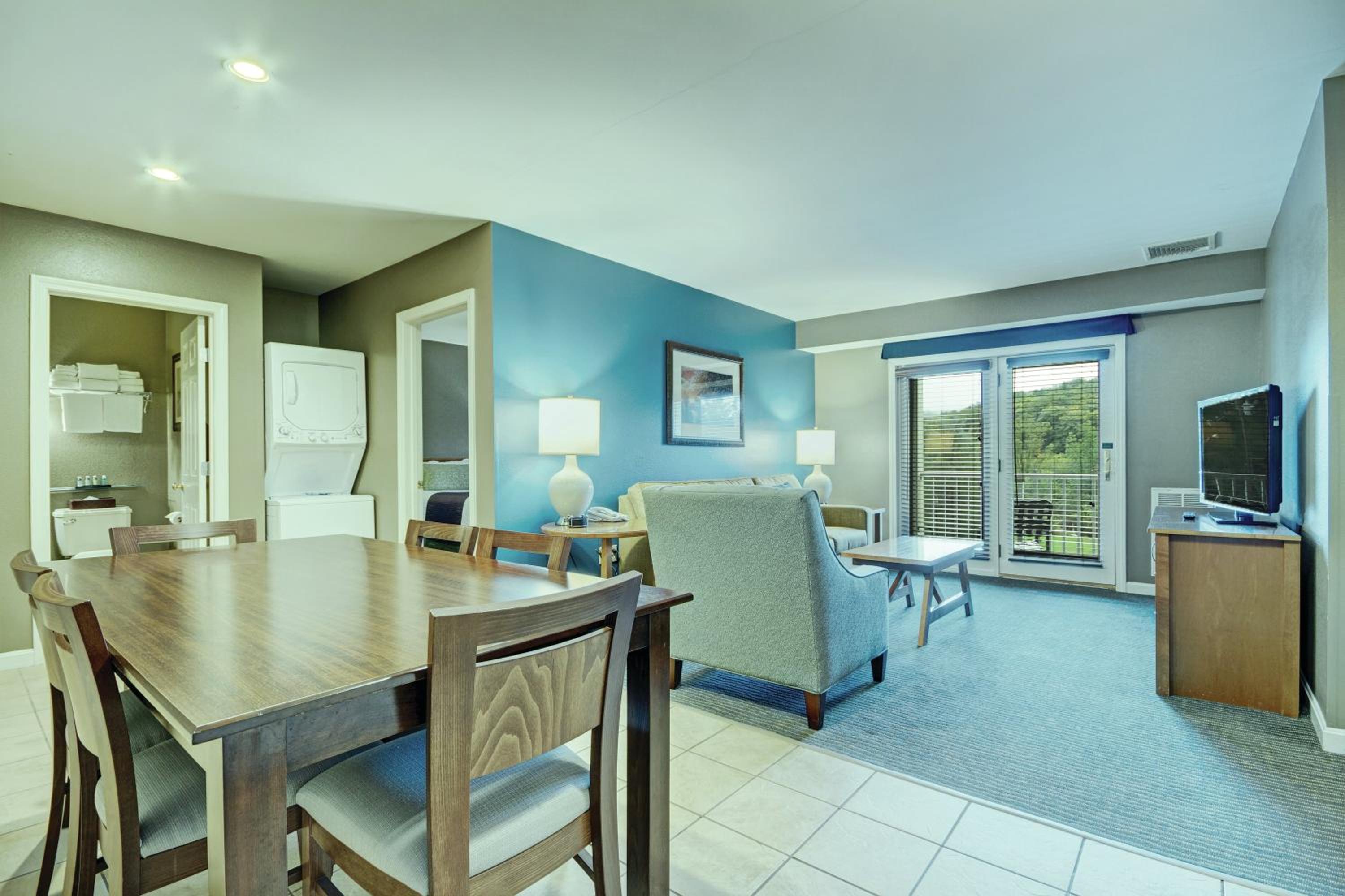 Two-Bedroom Suite photo 2