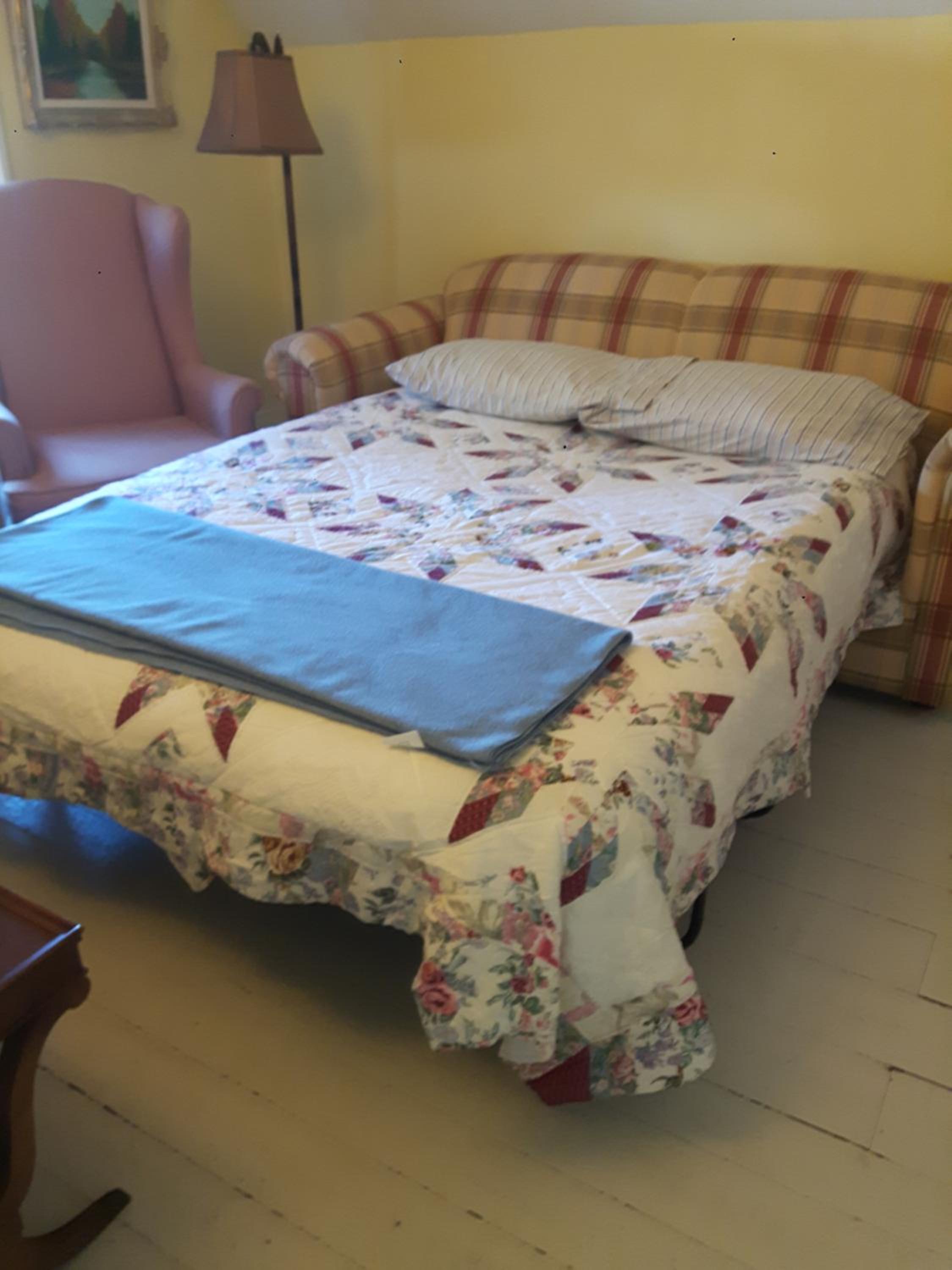 Deluxe Queen Room photo 2