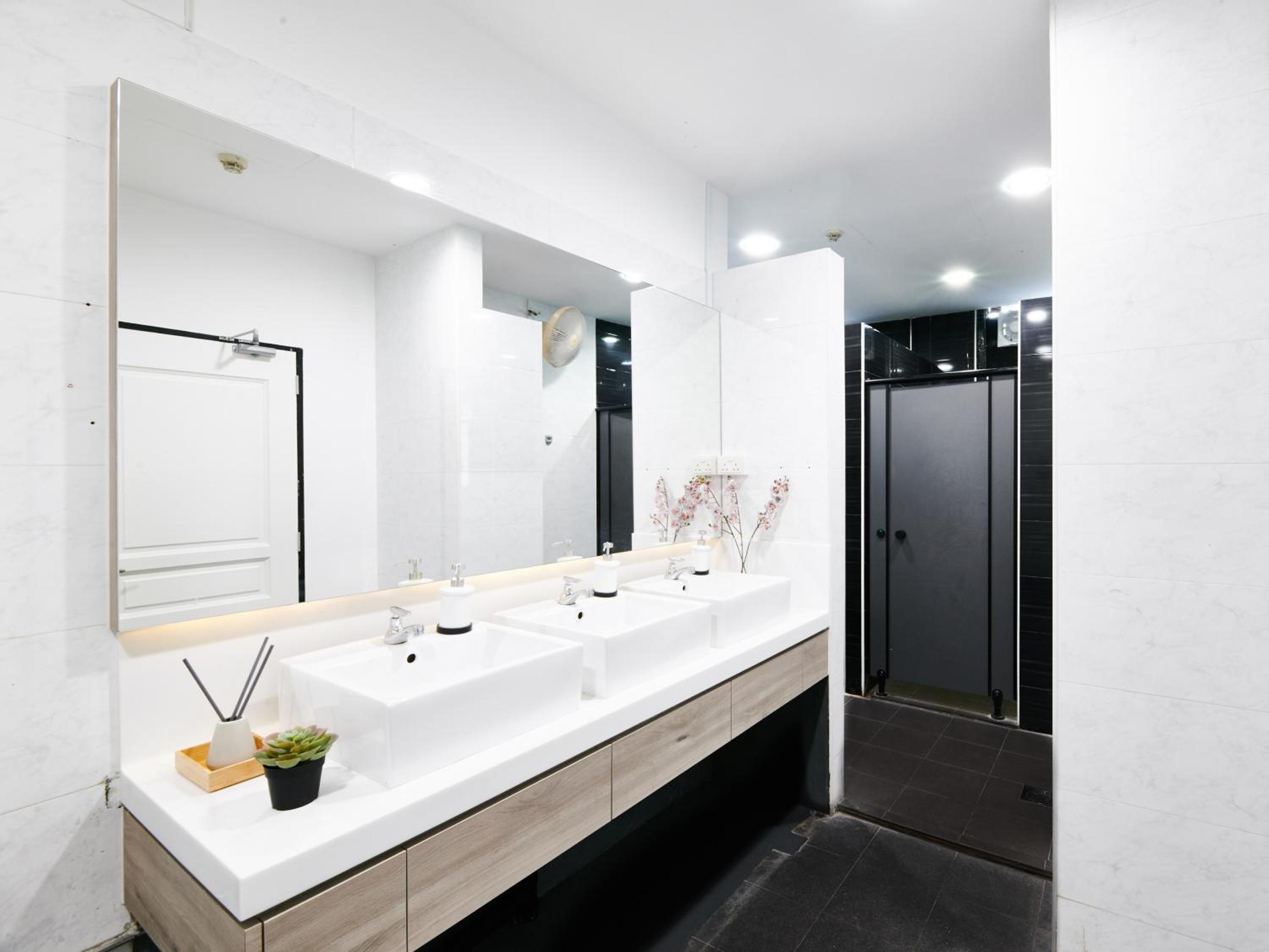 Single Capsule in Mixed Dormitory photo 1