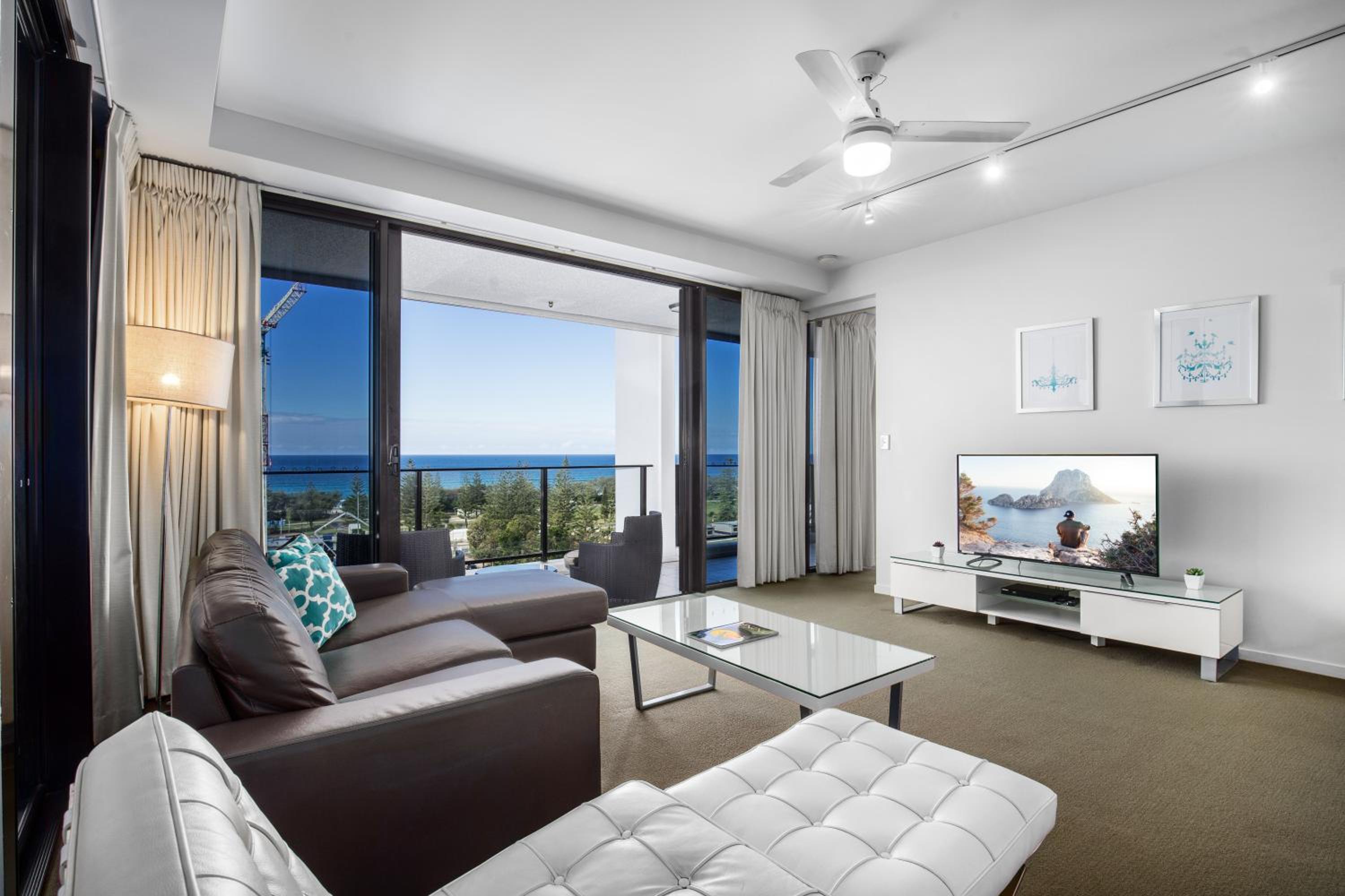 2 Bedroom Ocean View - Photo 11