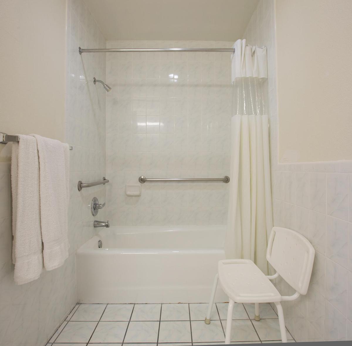 King Room - Disability Access/Not Pet Friendly photo 3