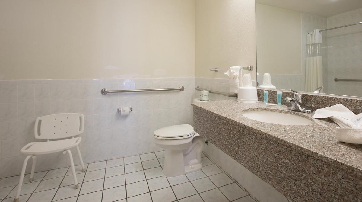 King Room - Disability Access/Not Pet Friendly photo 2