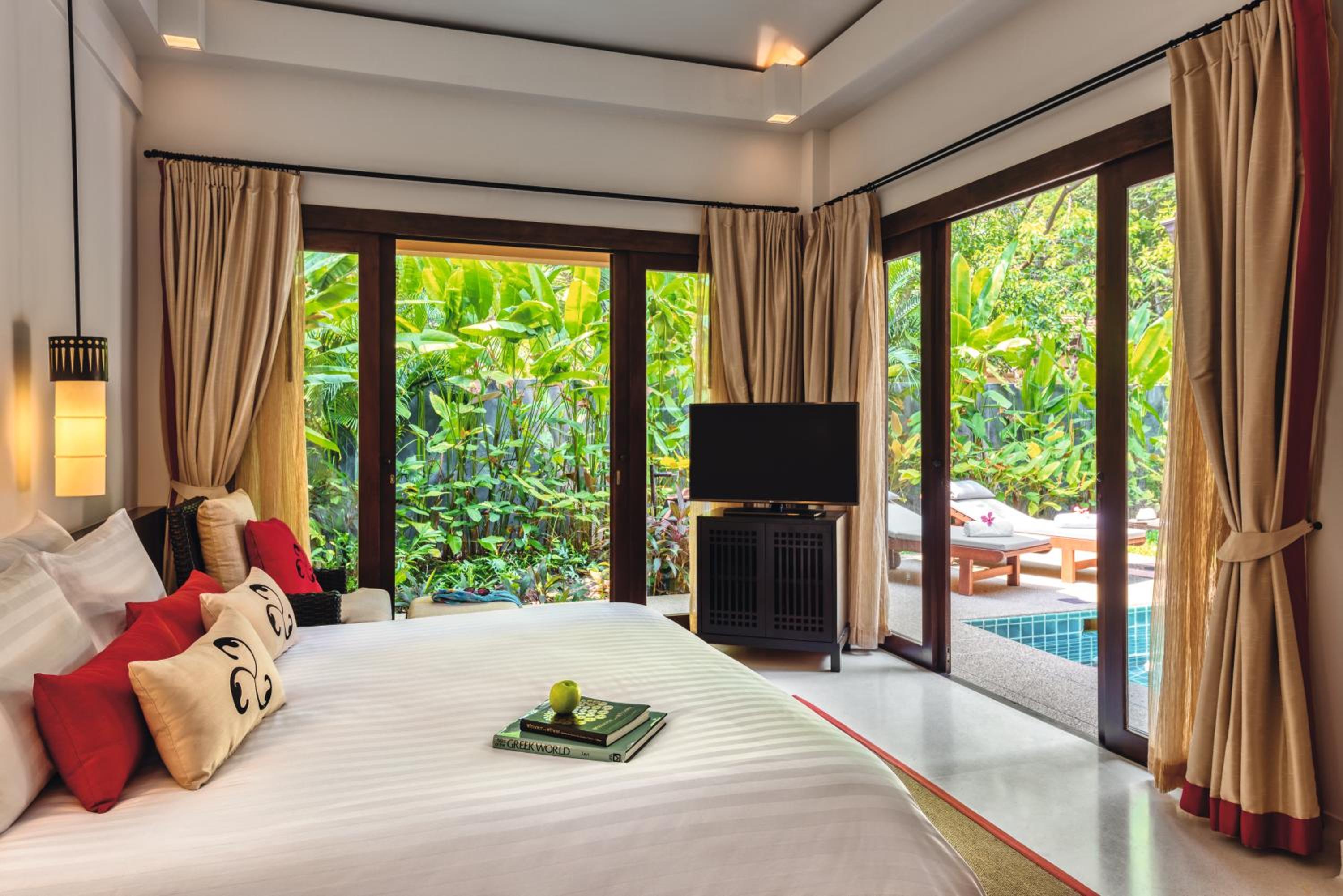 Two-Bedroom Villa with Private Pool - Photo 5
