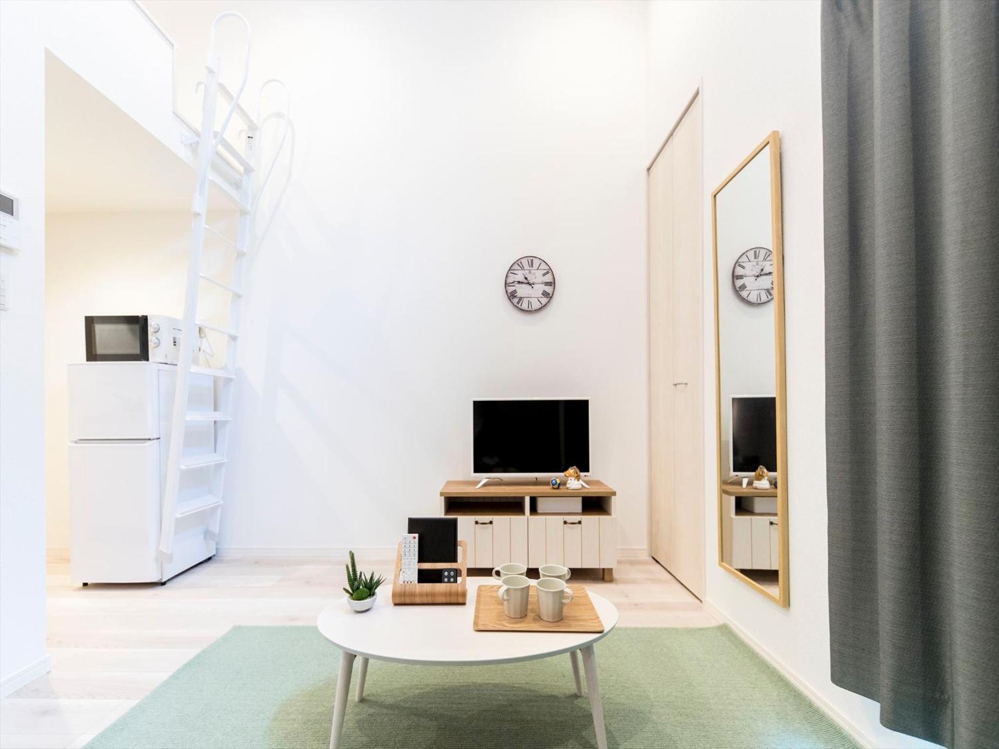 Studio Apartment - No Cleaning for Consecutive Night Stays - Photo 37