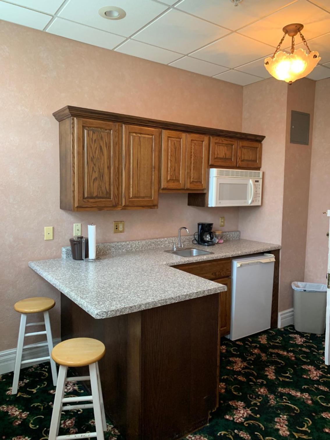 Queen Suite photo 2