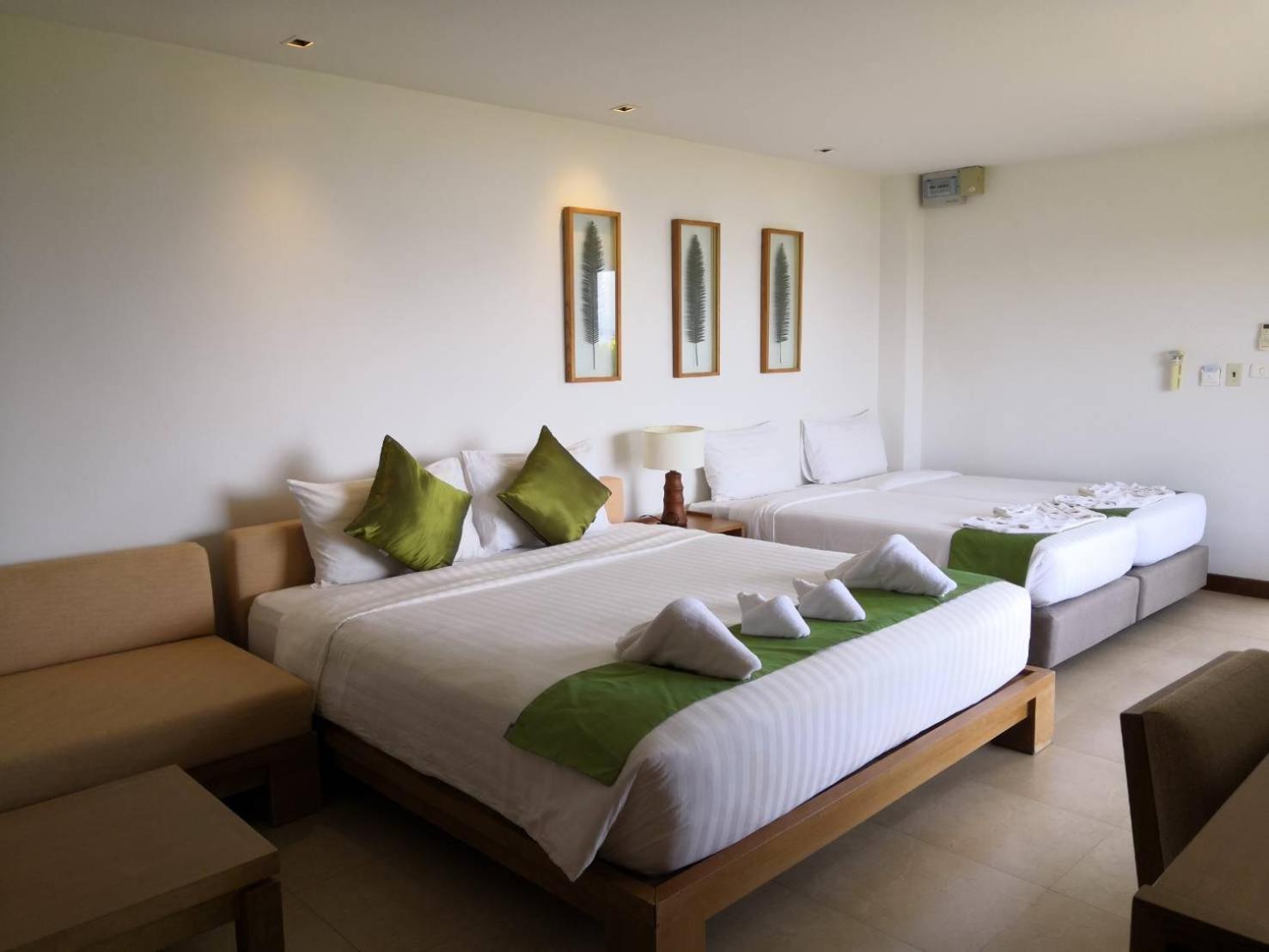 Family Room with Sea View - Photo 6