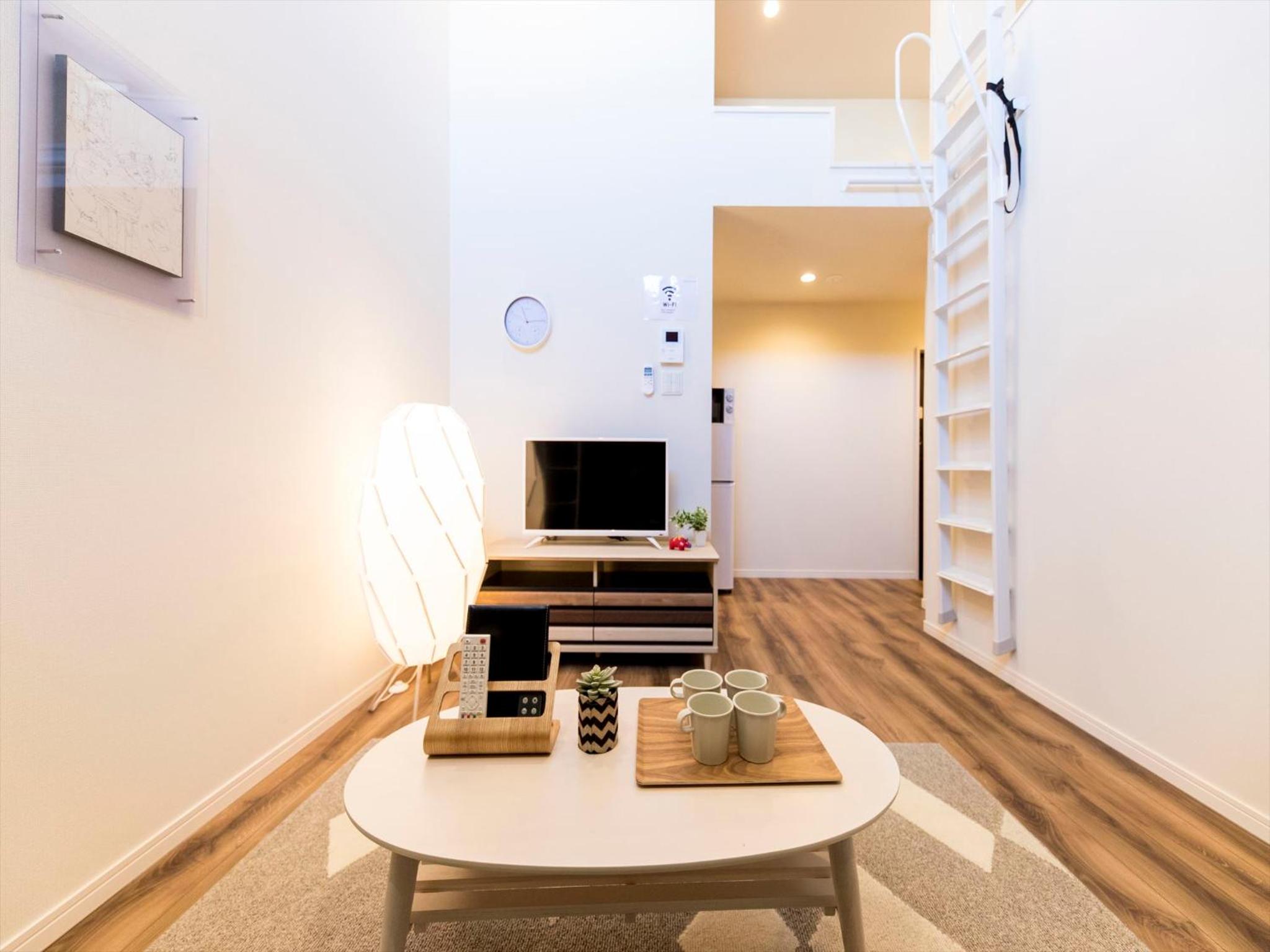 Studio Apartment - No Cleaning for Consecutive Night Stays - Photo 30